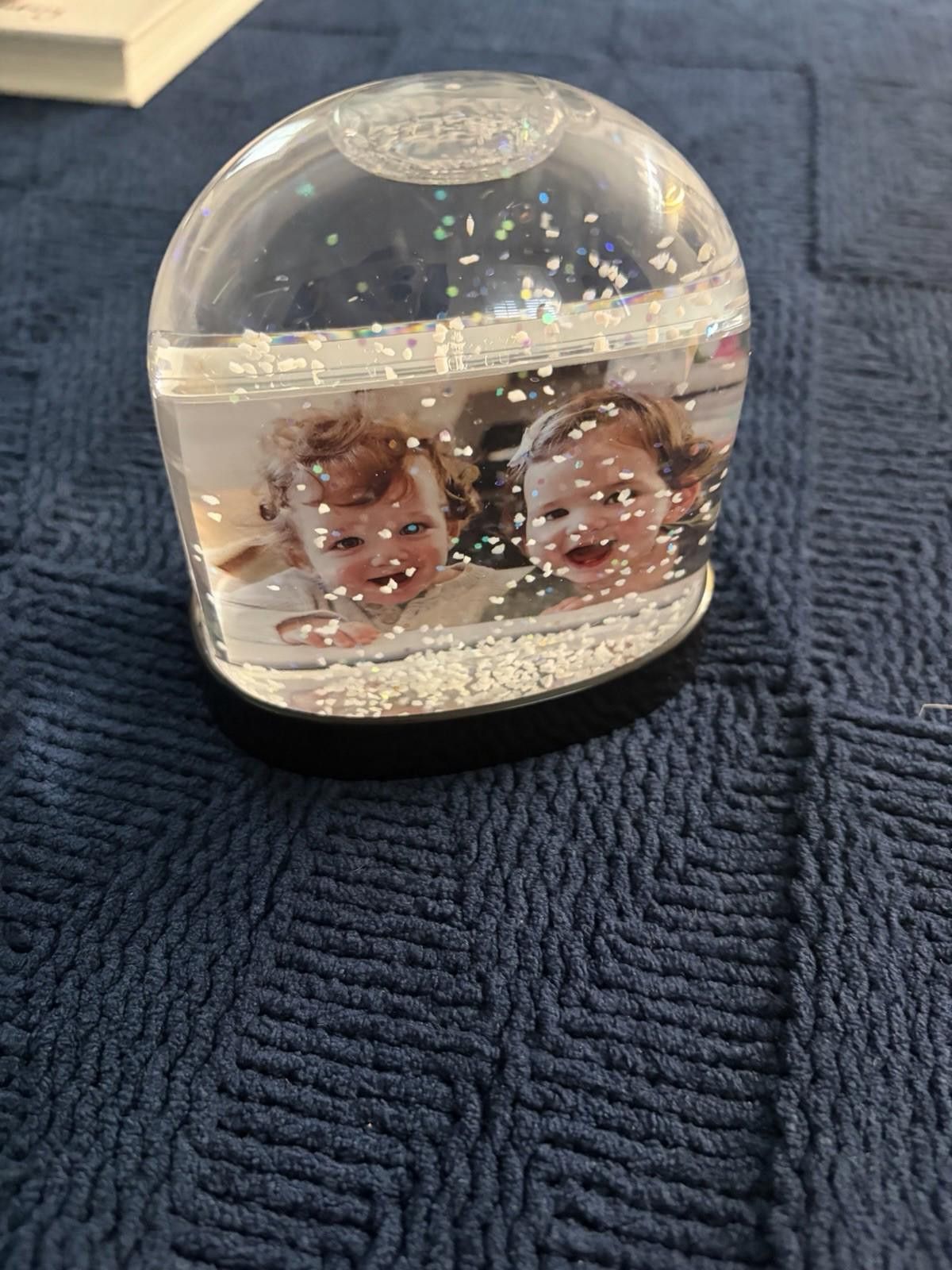The Unbranded Brand Snow globe Picture Frame Size ONE SIZE - 5 Thumbnail