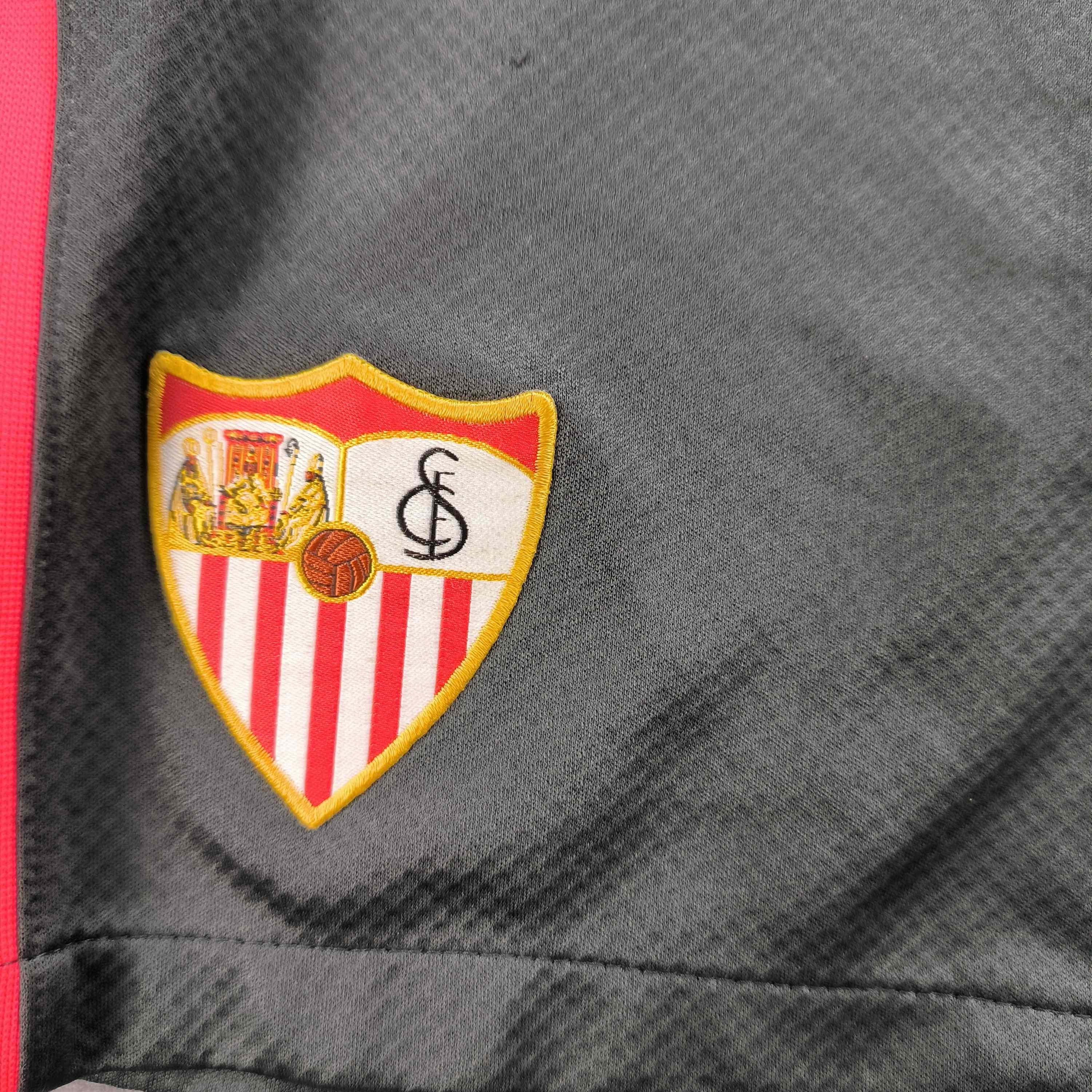 Nike Sevilla Nike football shorts size S Size US 28 / EU 44 - 3 Thumbnail