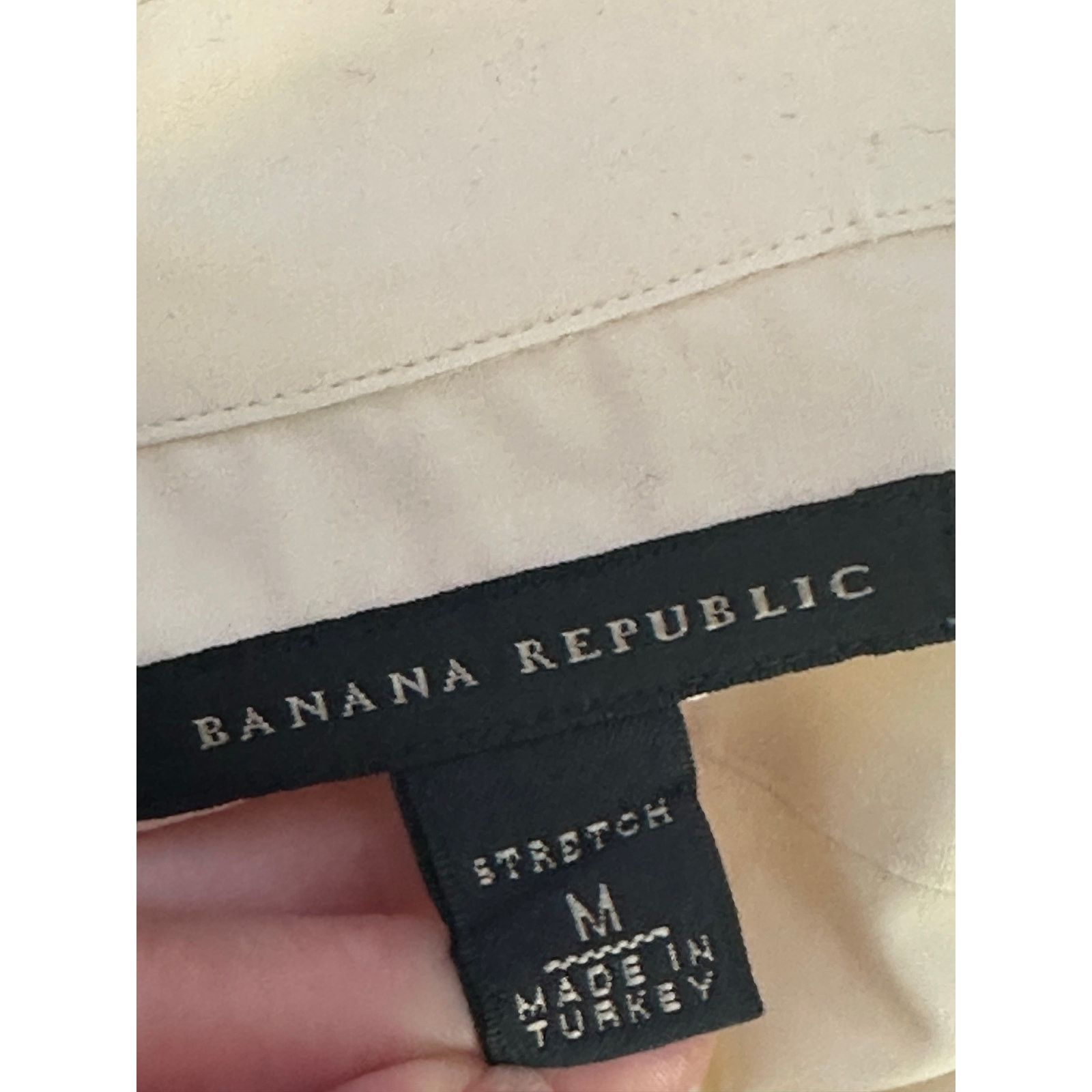 Banana Republic Banana Republic men pale yellow dress shirt size Medium Size US M / EU 48-50 / 2 - 3 Thumbnail