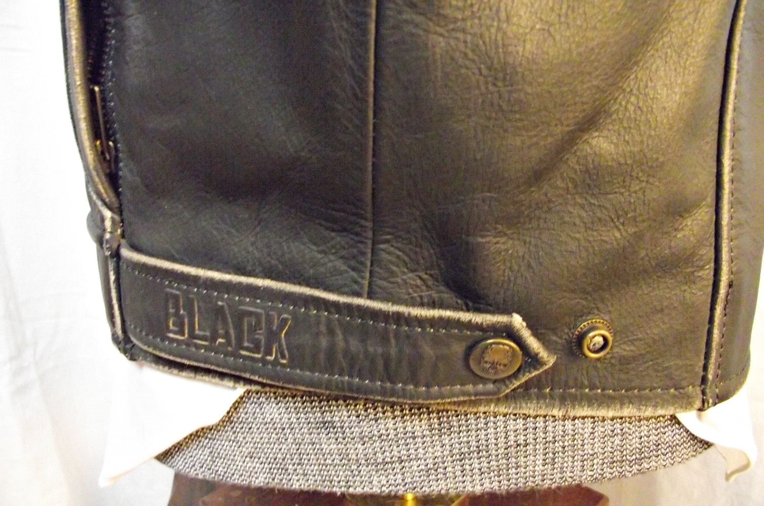 Vintage HEAVY Black Brand Motorcycle Jacket Distressed Buffalo Size US L / EU 52-54 / 3 - 9 Thumbnail