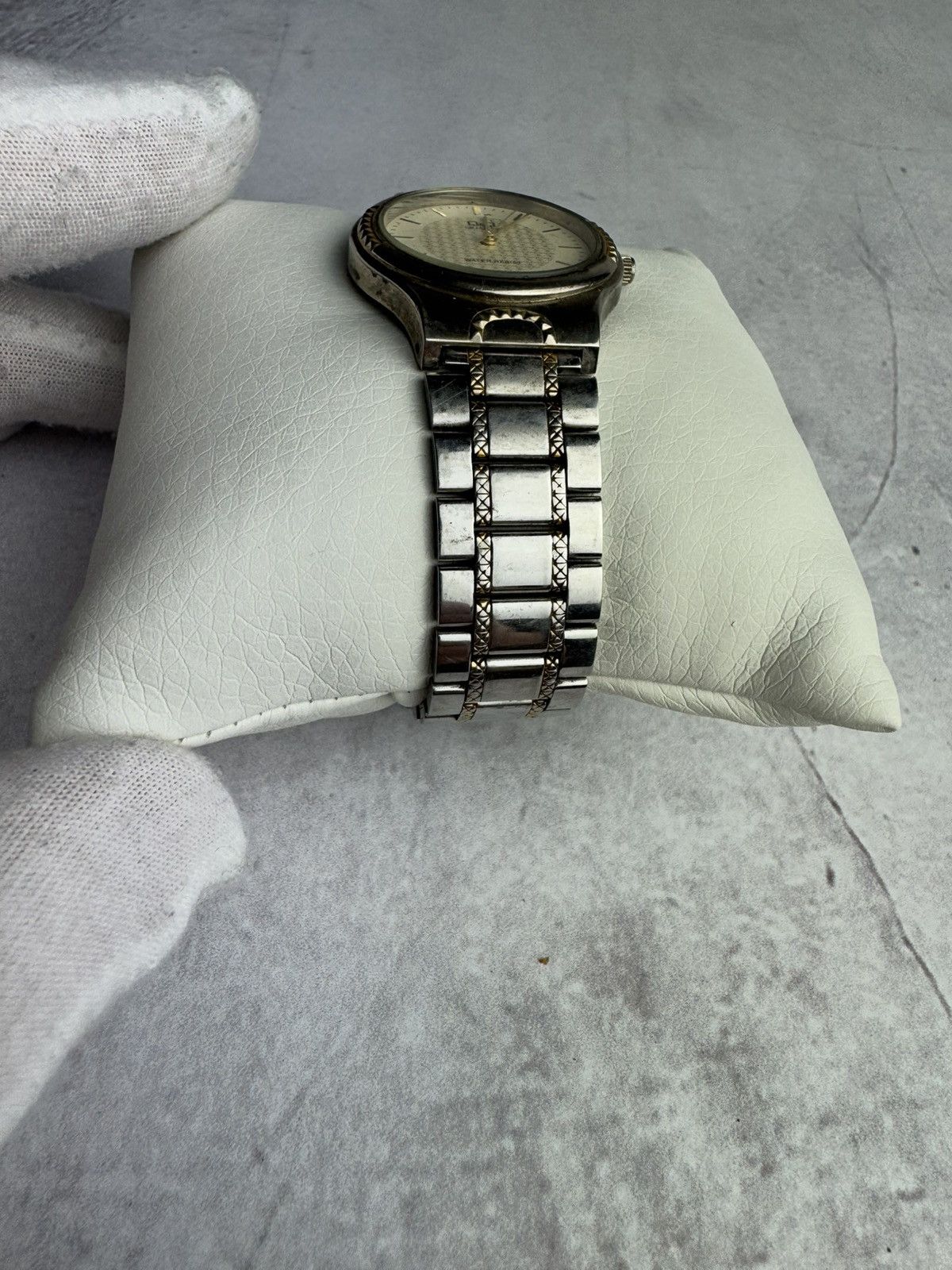 Japanese Brand × Vintage Q&Q Watch Japanese Style Vintage Size ONE SIZE - 3 Thumbnail