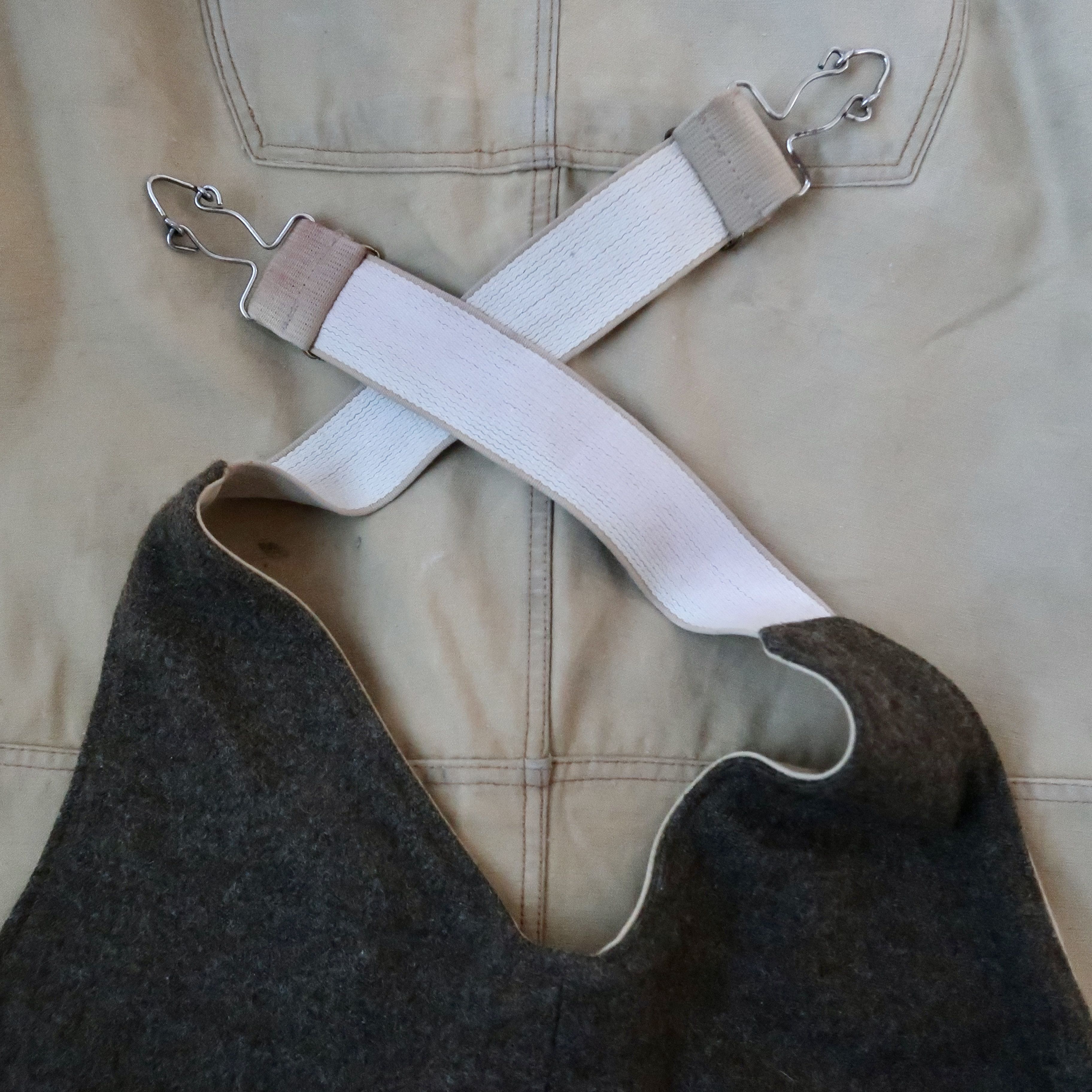 Vintage Rare 1940s Canadian Army wool lined bib overalls Size US 40 / EU 56 - 8 Thumbnail
