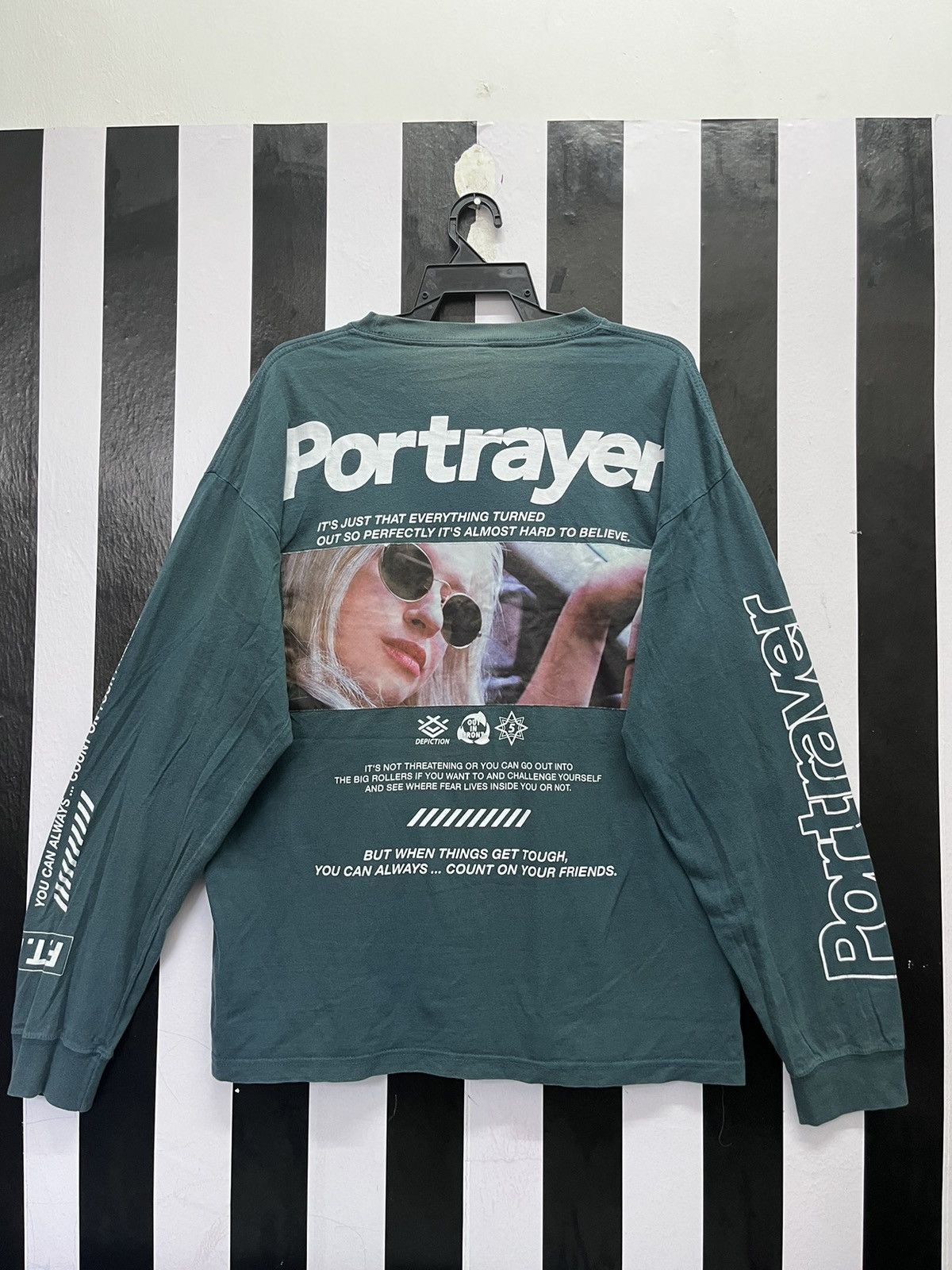 Designer Virgin Portrayer Overprint Long Sleeve Size US XXL / EU 58 / 5 - 1 Thumbnail