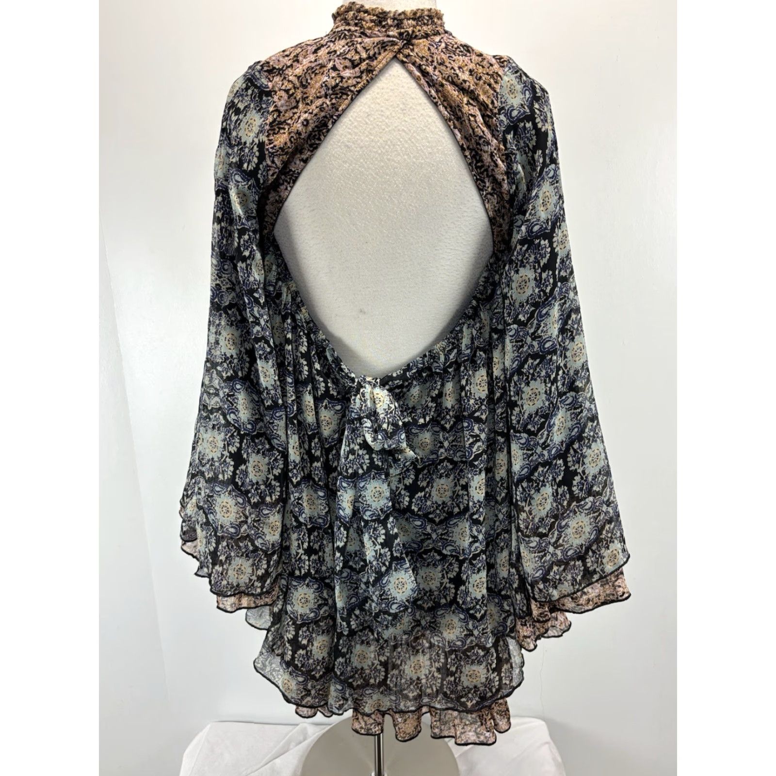 Free People Free People Dress Womens S Black Tunic Mini Boho Bell Sleeves NWT Size S / US 4 / IT 40 - 3 Thumbnail