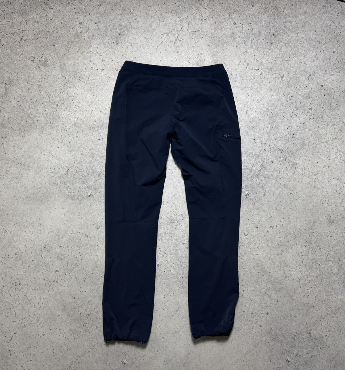 Arc'teryx Arc’teryx Women’s Trekking Pants Outdoor Size 8 Size 30" / US 8 / IT 44 - 11 Thumbnail