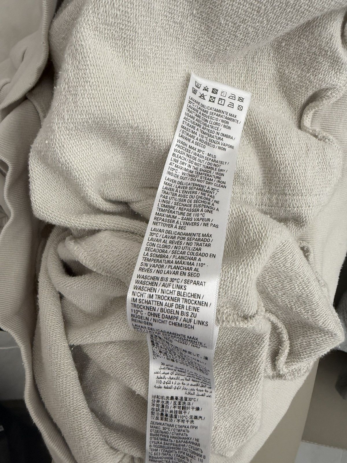 Balenciaga Balenciaga AW22 Be Different Hoodie Sz.2 Size US M / EU 48-50 / 2 - 10 Thumbnail