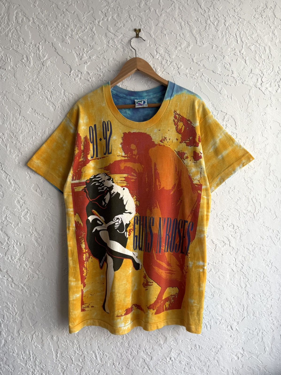 Liquid Blue Vintage Guns N’ Roses Use Your Illusion Tour 1991 T-shirt Size US XL / EU 56 / 4 - 1 Thumbnail