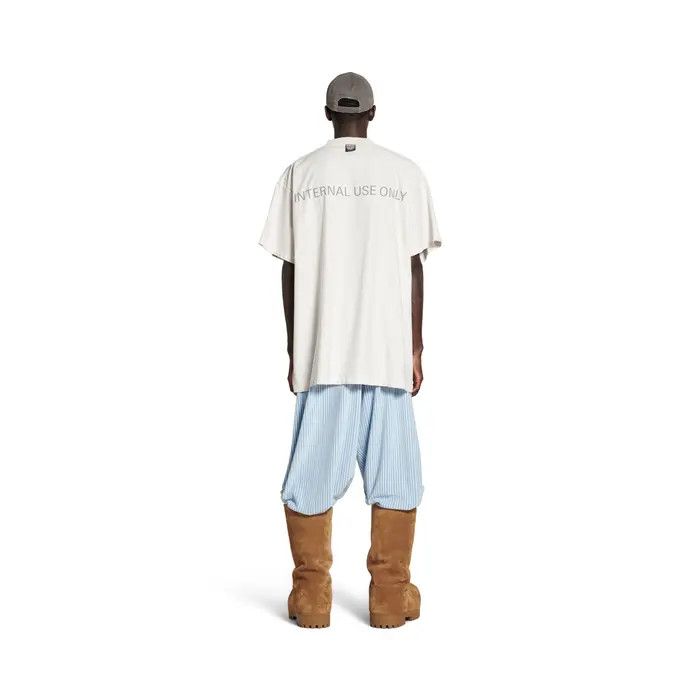 Balenciaga o1w1db10226 Internal Use Only Inside-Out T-Shirt Oversized Size US XXL / EU 58 / 5 - 6 Thumbnail