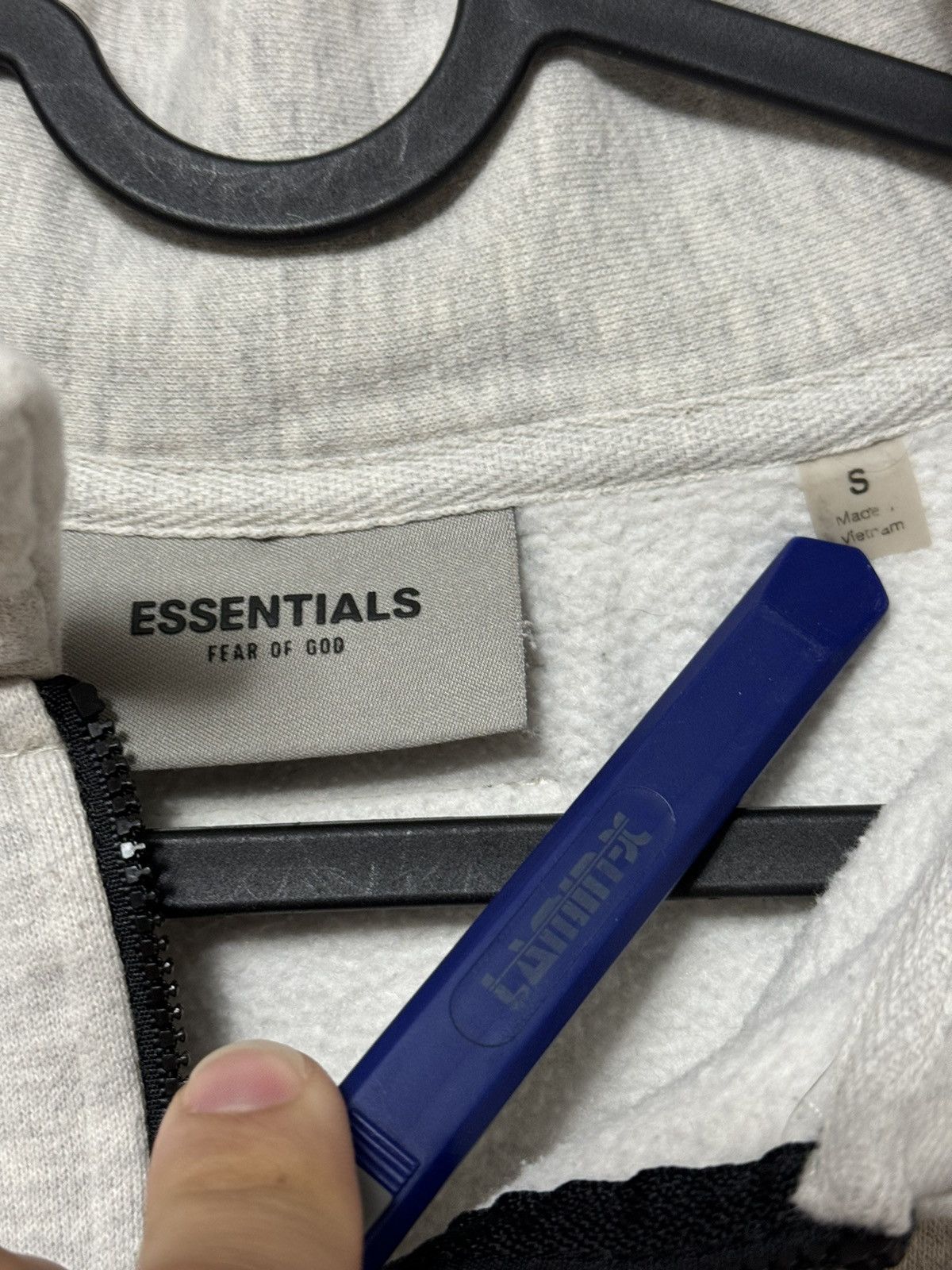 Fear of God 💥Fear of God Essentials Half-Zip Sweater Oatmeal SZ Small Size US S / EU 44-46 / 1 - 8 Thumbnail