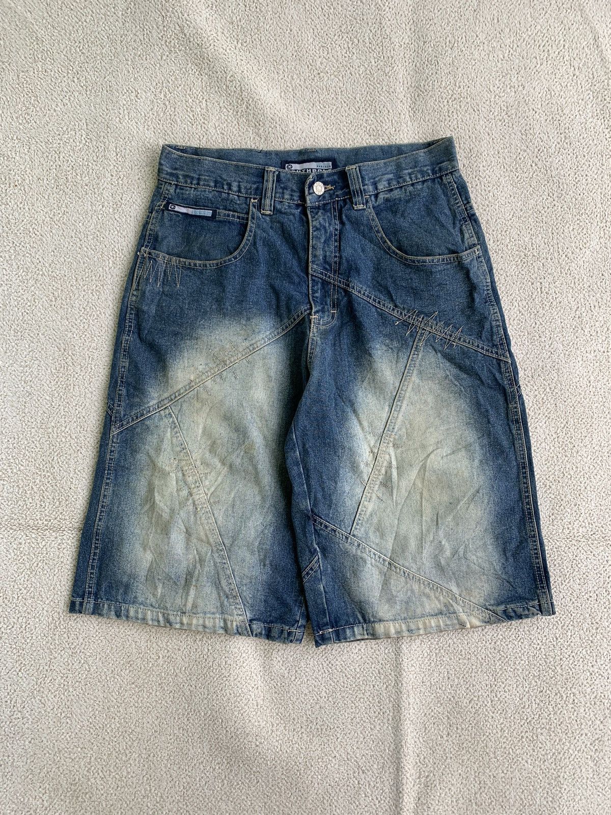 Southpole Southpole Distressed Mud Wash Baggy Jorts Size US 32 / EU 48 - 1 Thumbnail