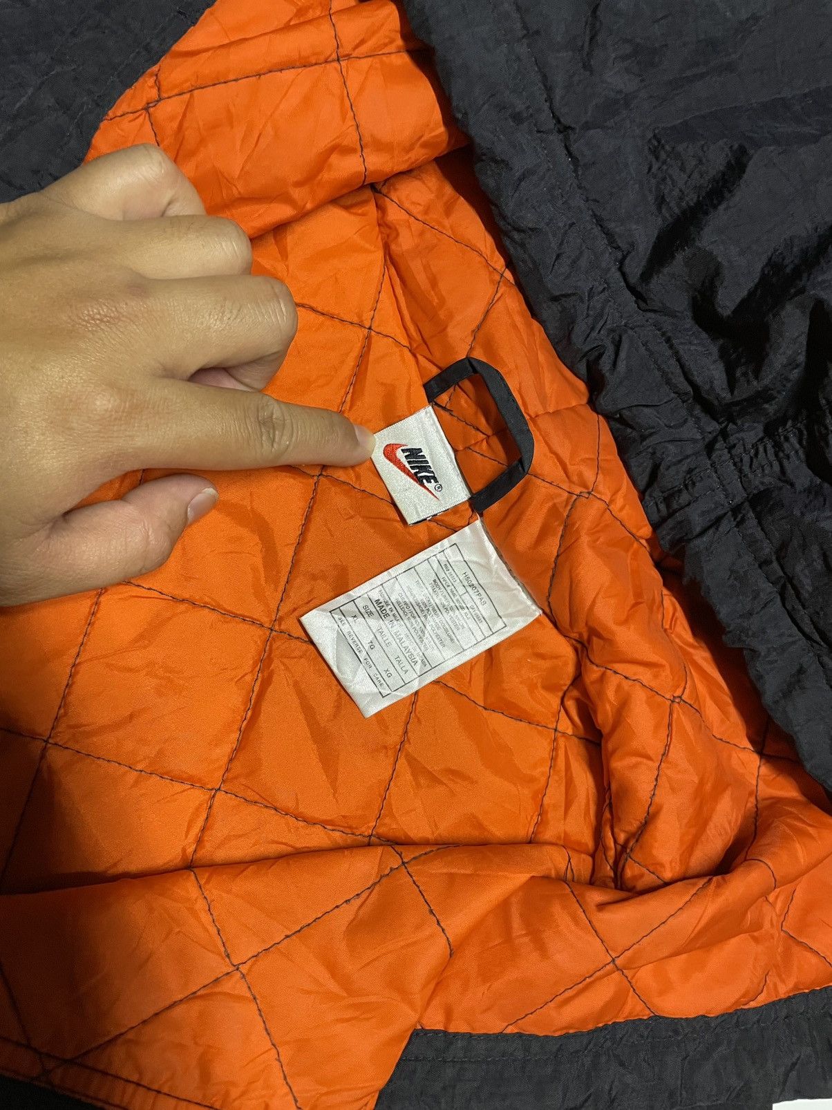 Nike × Vintage Nike Air 90s Hooded Lightweight Winter Swoosh puffer Jacket Size US XL / EU 56 / 4 - 8 Thumbnail