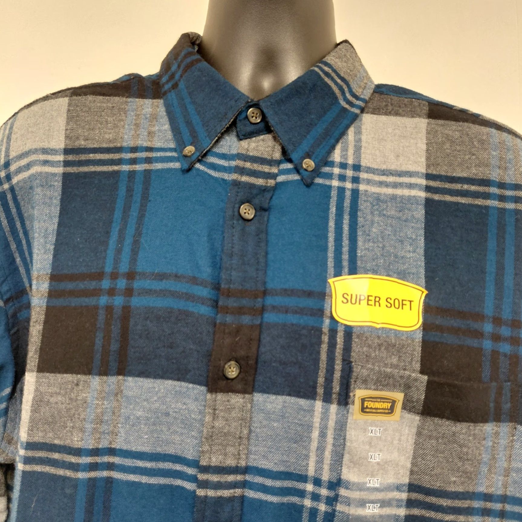 Vintage Foundry Flannel Shirt Men XLT Blue/Black Long Sleeve Button-Up Super Soft Casual Plaid Vintage No Size US XL / EU 56 / 4 - 4 Thumbnail
