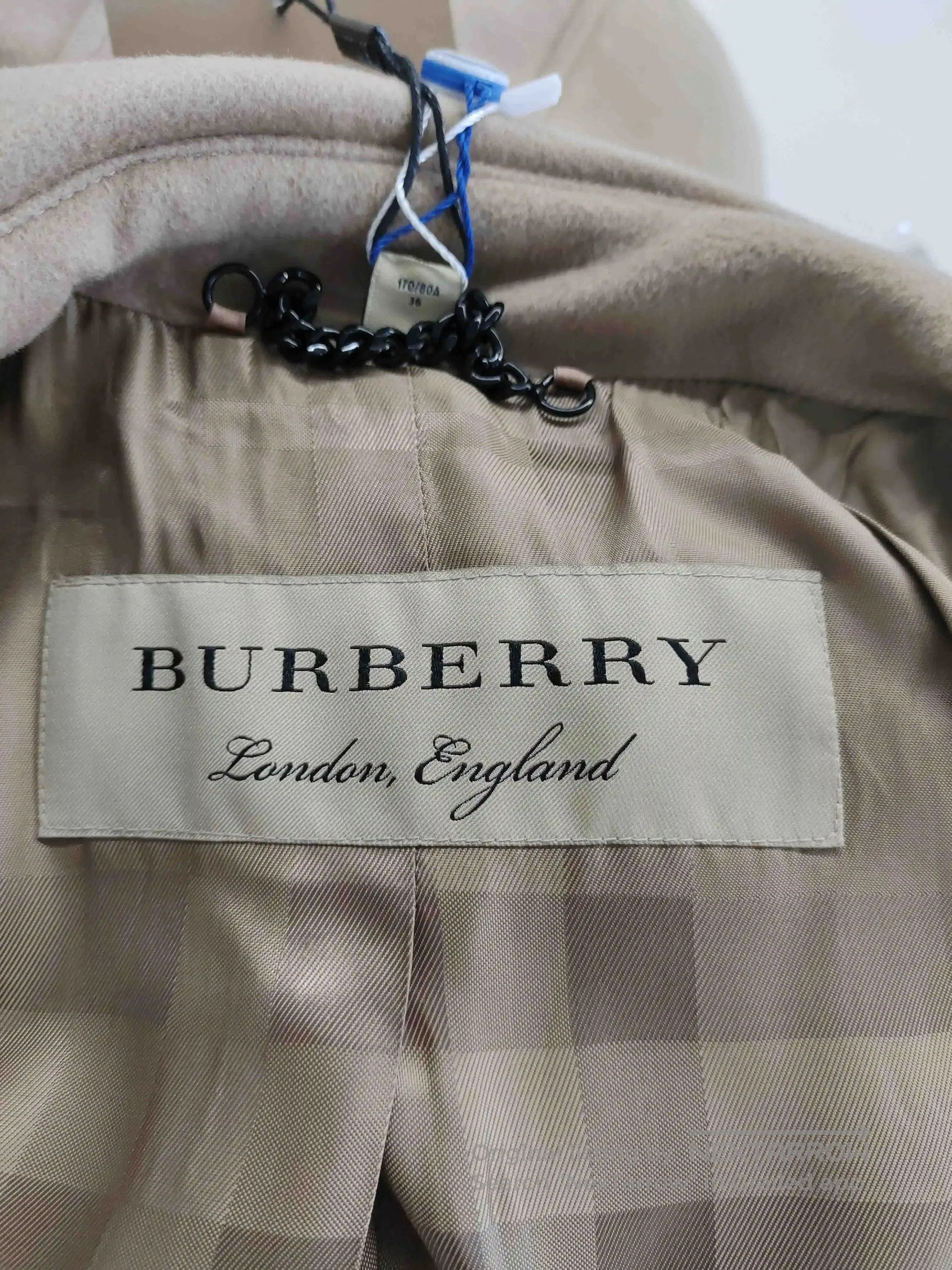 Burberry Burberry Double. Size US XS / EU 42 / 0 - 3 Thumbnail