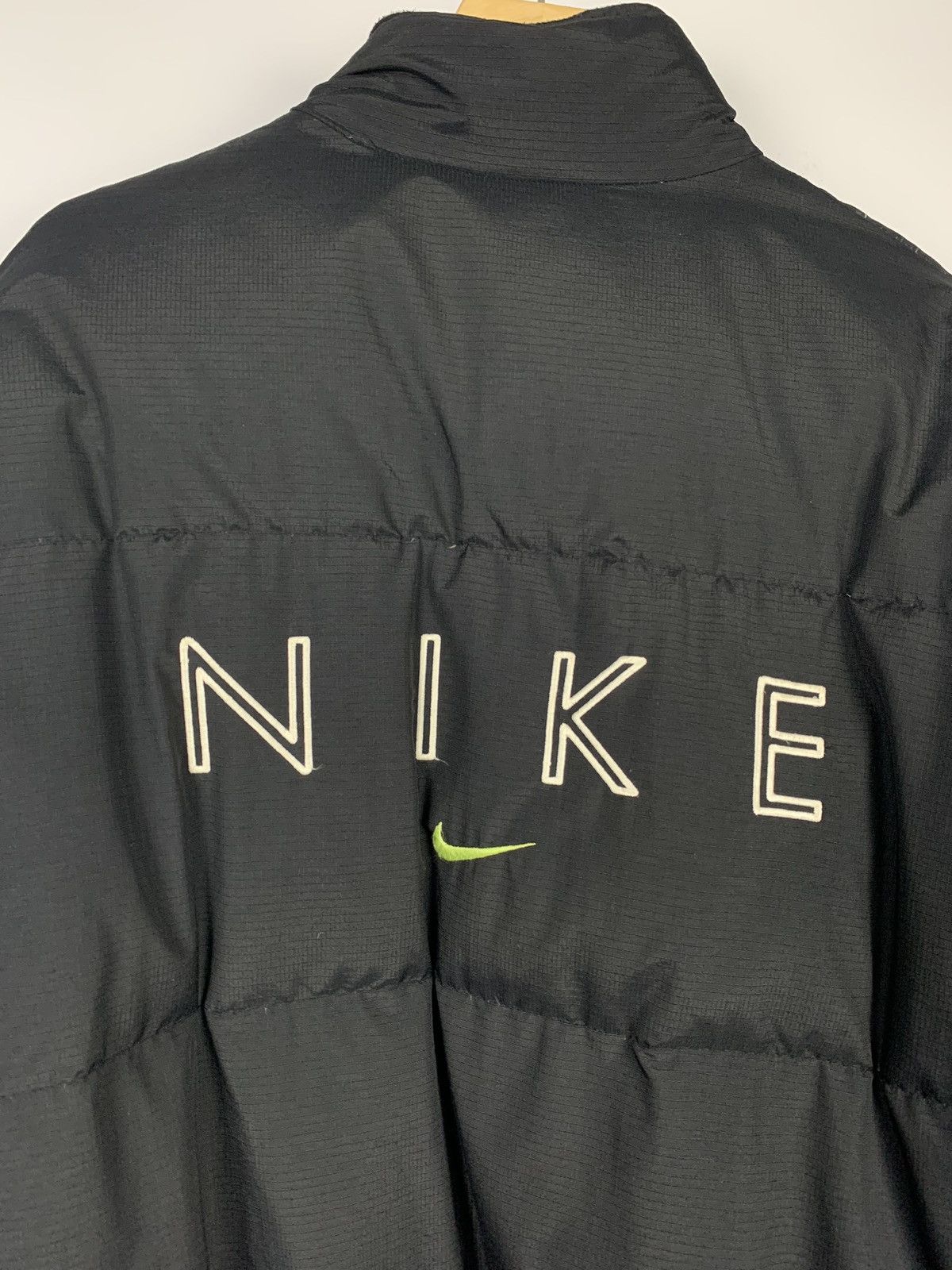Nike Vintage 90’s Nike Spell Out Logo Puffer Jacket Size L 12-14 Size US XXS / EU 40 - 4 Thumbnail