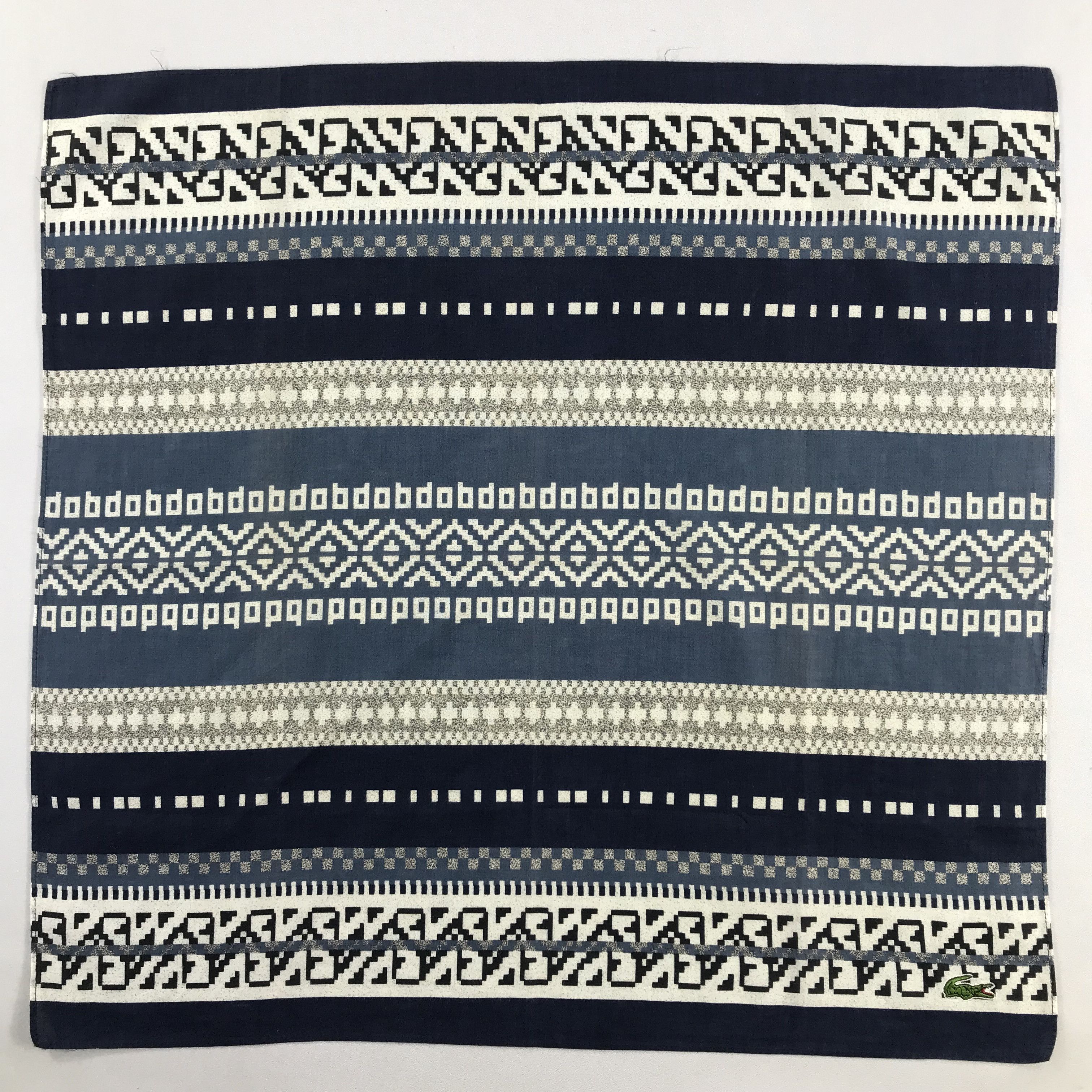 Lacoste Lacoste Handkerchief / Bandana / Neckerchief C605 Size ONE SIZE - 3 Thumbnail