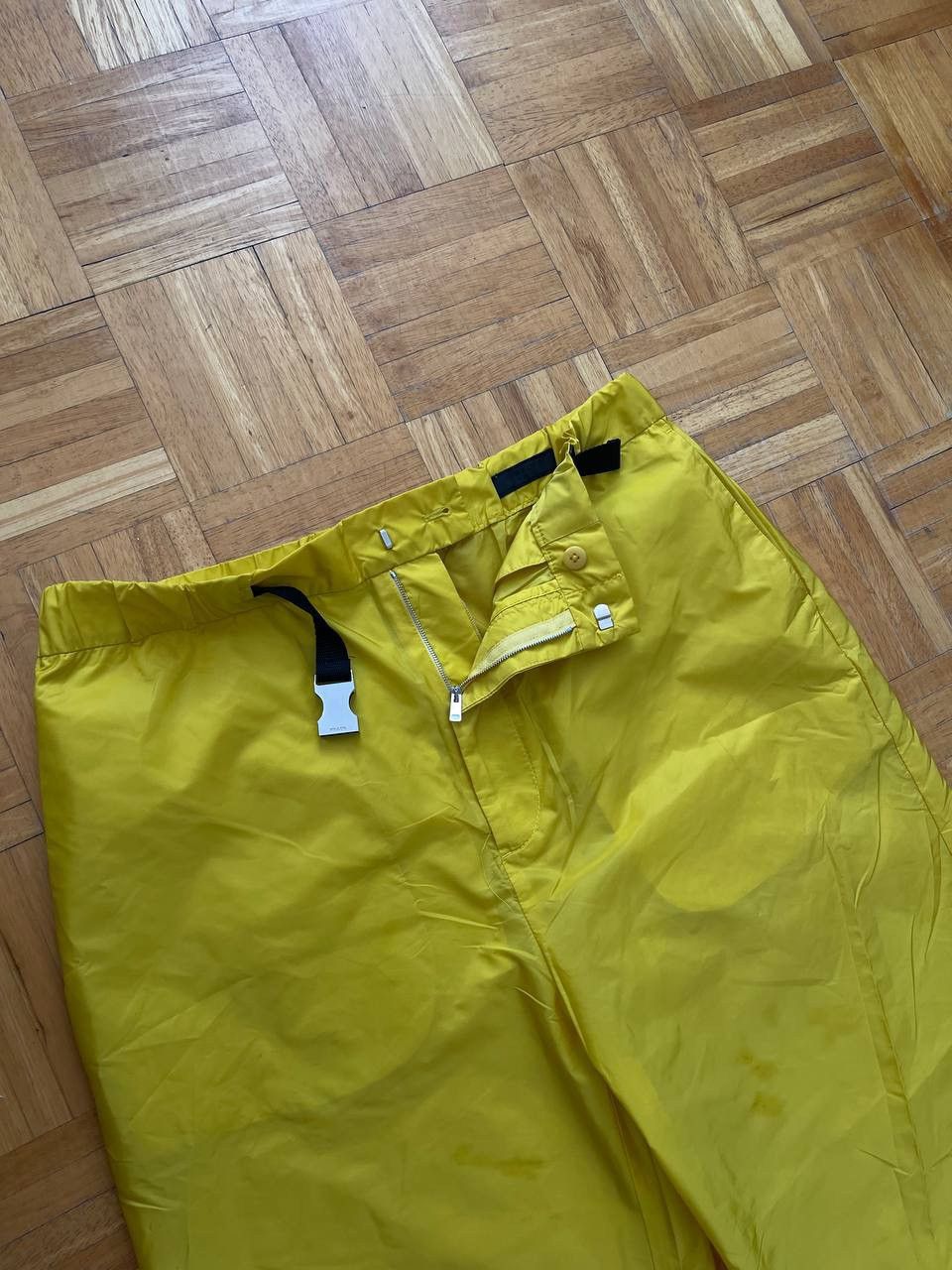 Prada Prada Re-Nylon Piuma Trousers Yellow Track Pants Triangle Size US 36 / EU 52 - 4 Thumbnail
