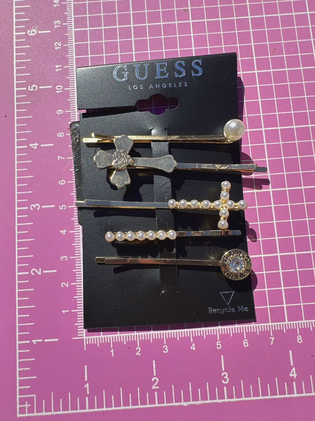 Guess Guess 5pc hair clips gold tone white pearls heart Size ONE SIZE - 1 Thumbnail