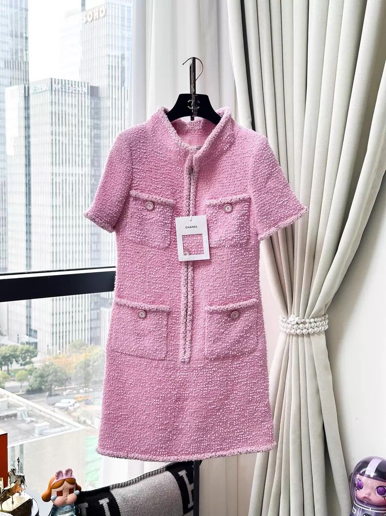 Chanel Chanel Snowflake tweed four-pocket short-sleeved dress Size XXS / US 00 / IT 34 - 1 Thumbnail