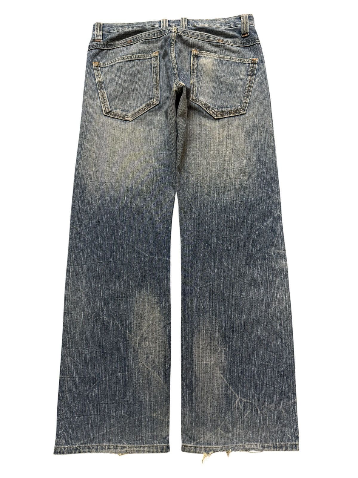 Japanese Brand Vintage Y2K Japanese Brand Blue Faded Wash Wide Leg Jeans Size US 32 / EU 48 - 2 Thumbnail