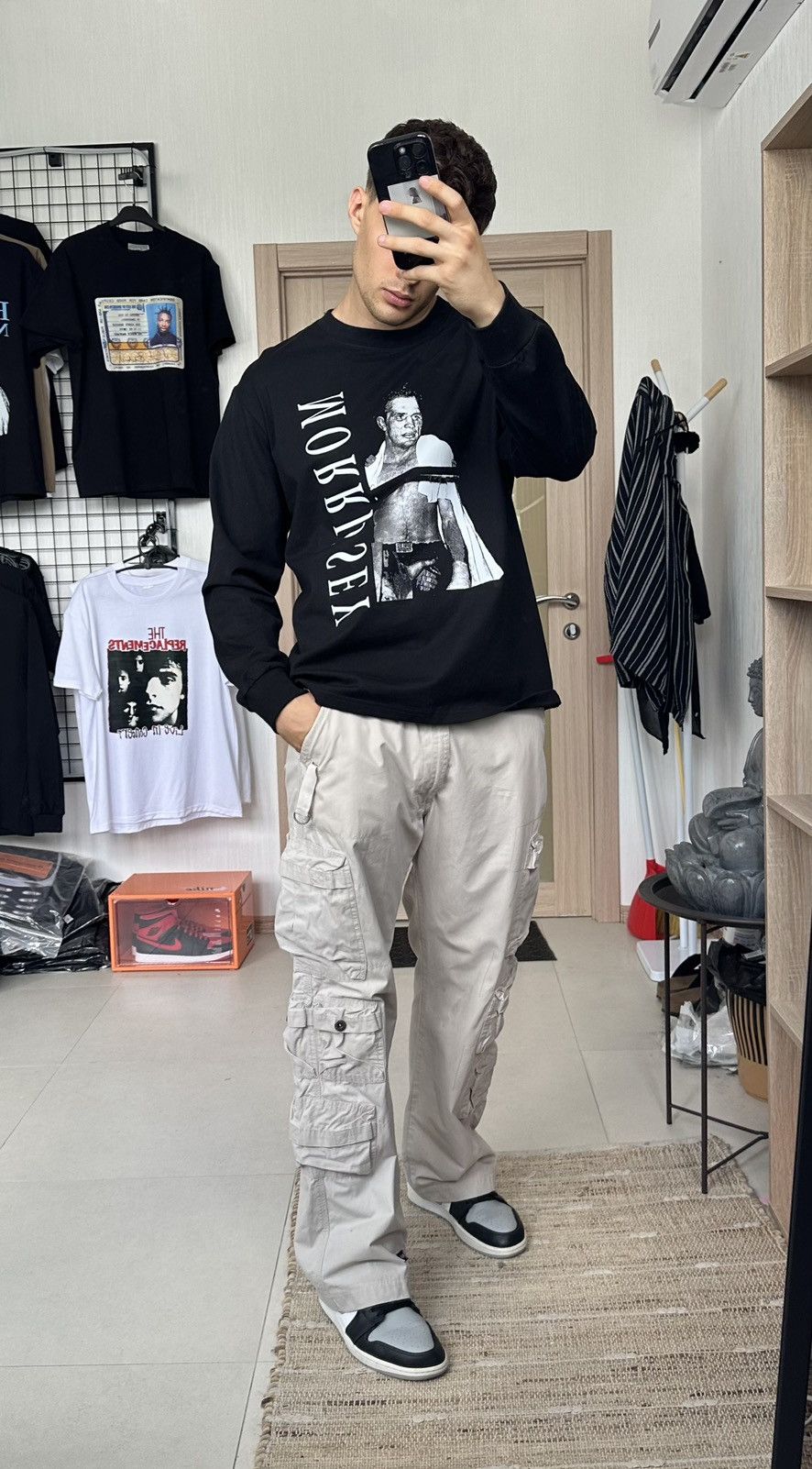 Morrissey × The Smiths Morrissey Band Boxer Long Sleeve Shirt Men Black L Tour tee Size US L / EU 52-54 / 3 - 16 Thumbnail