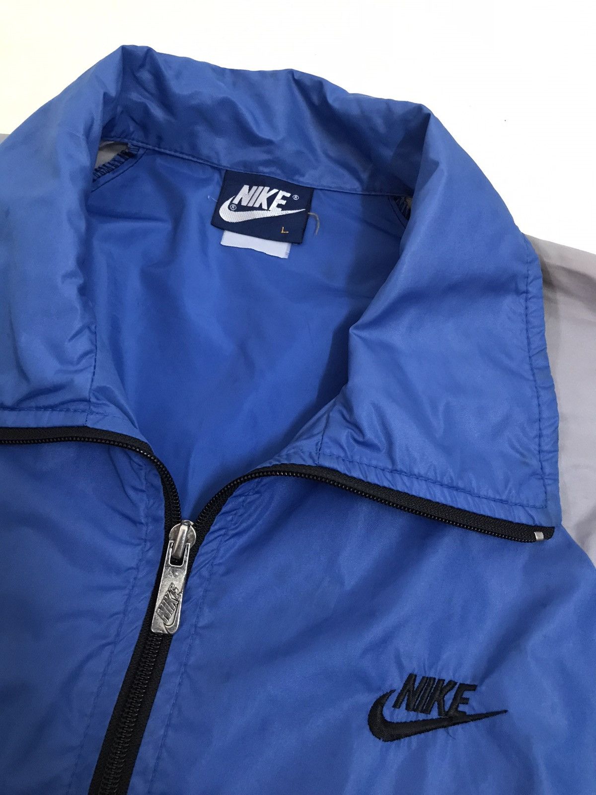 Nike × Vintage 90s Nike Embroidery Logo Windbreaker Jacket Size US L / EU 52-54 / 3 - 6 Thumbnail