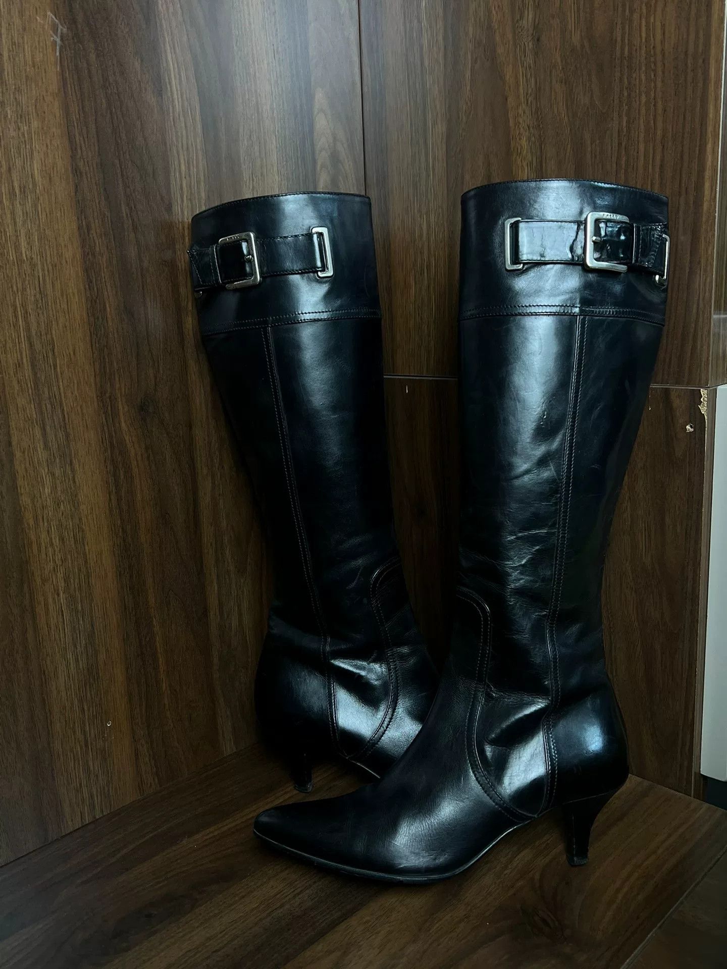 Bally Bally Leather Boots us_6 Women Size US 6 / IT 36 - 1 Thumbnail