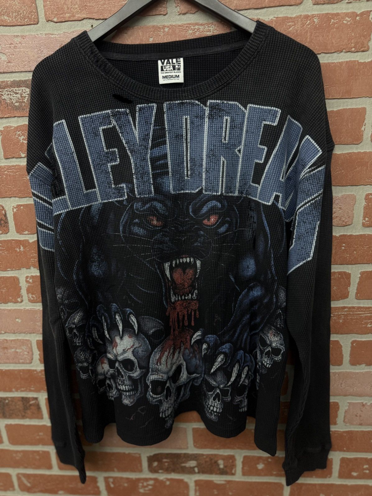 Vale Valley Cat Long Sleeve Shirt Size M (NEW) Size US M / EU 48-50 / 2 - 3 Thumbnail