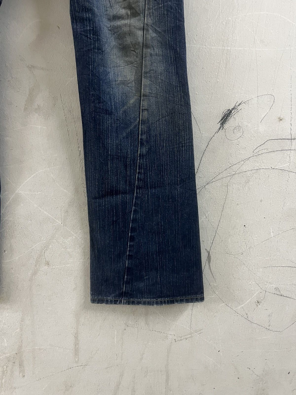 Japanese Brand × Vintage FLARED🔥VINTAGE LEE DISTRESSED DENIM TWIST PANT Size US 35 - 5 Thumbnail