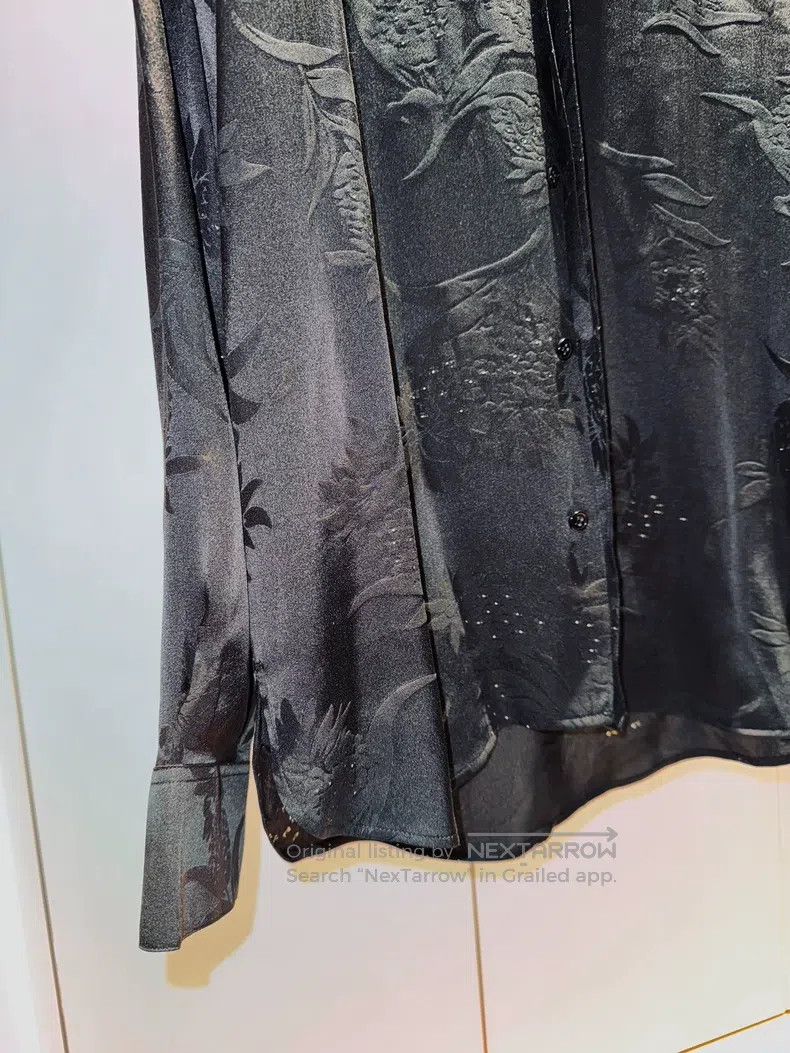 Saint Laurent Paris Saint Laurent Paris size 39 Floral Embroidered Silk Shirt Size US M / EU 48-50 / 2 - 2 Thumbnail