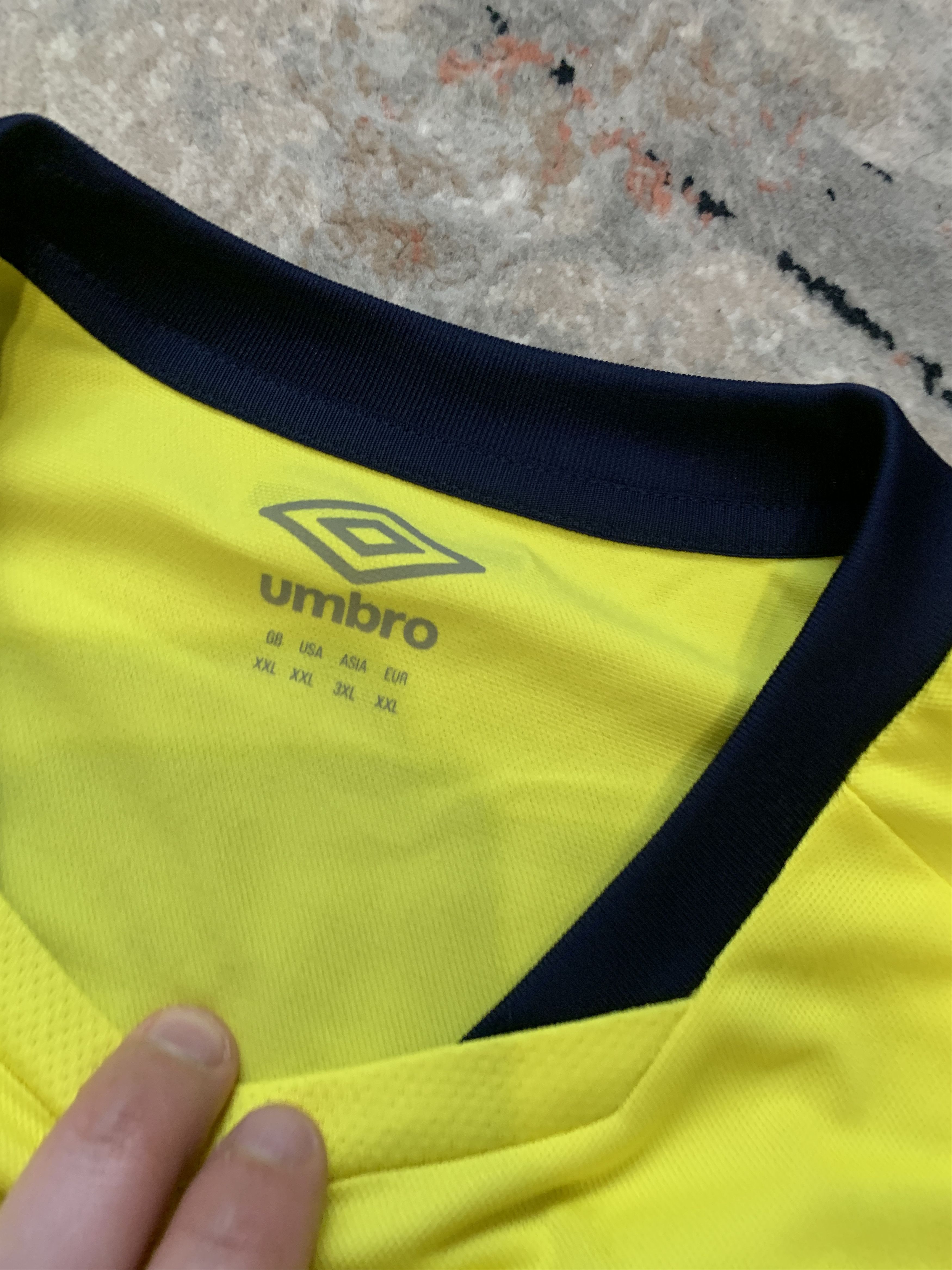 Umbro Umbro Blackburn Rovers Jersey Size US XXL / EU 58 / 5 - 9 Thumbnail