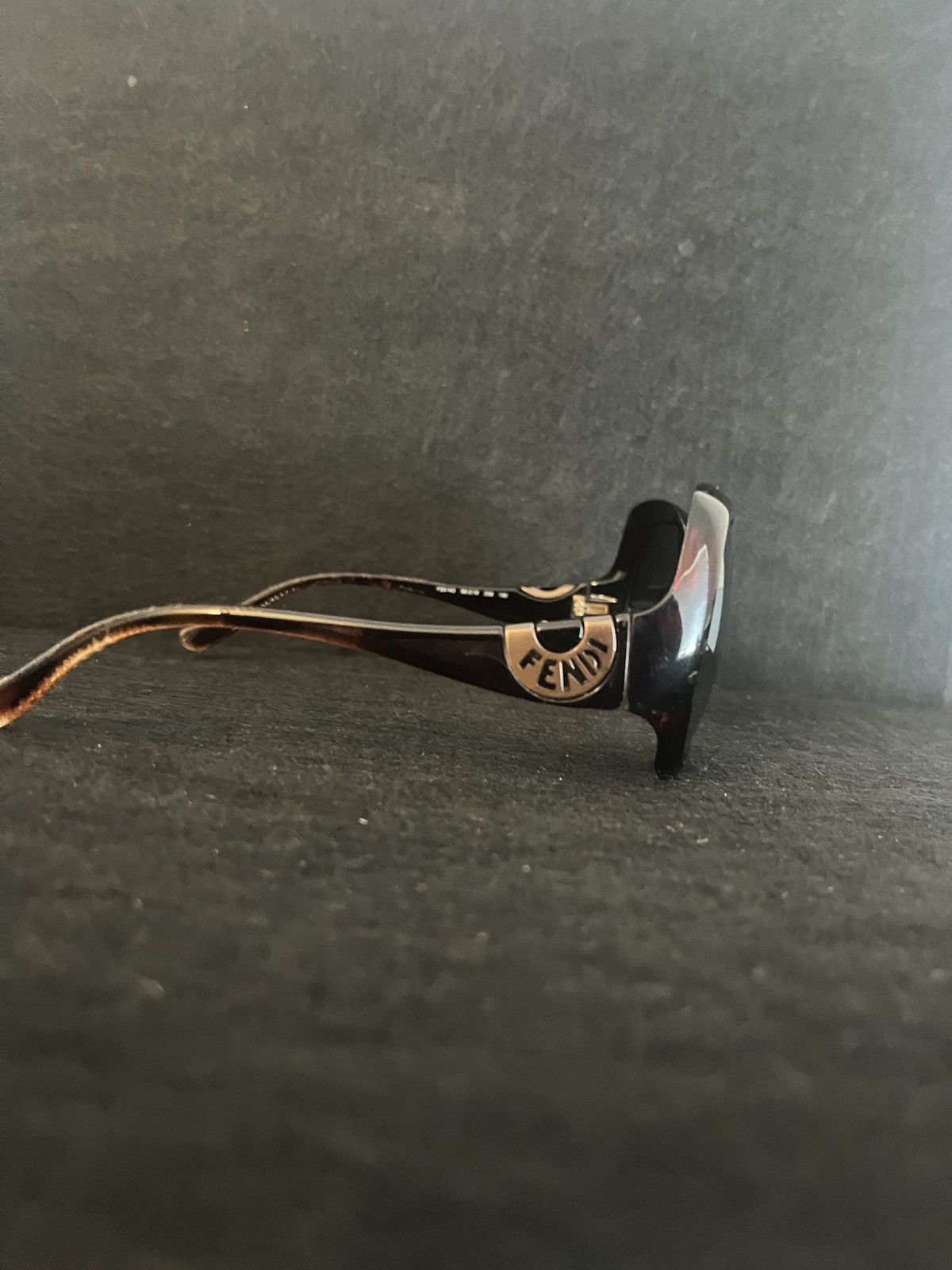 Fendi Brown Fendi sunglasses Size ONE SIZE - 2 Thumbnail