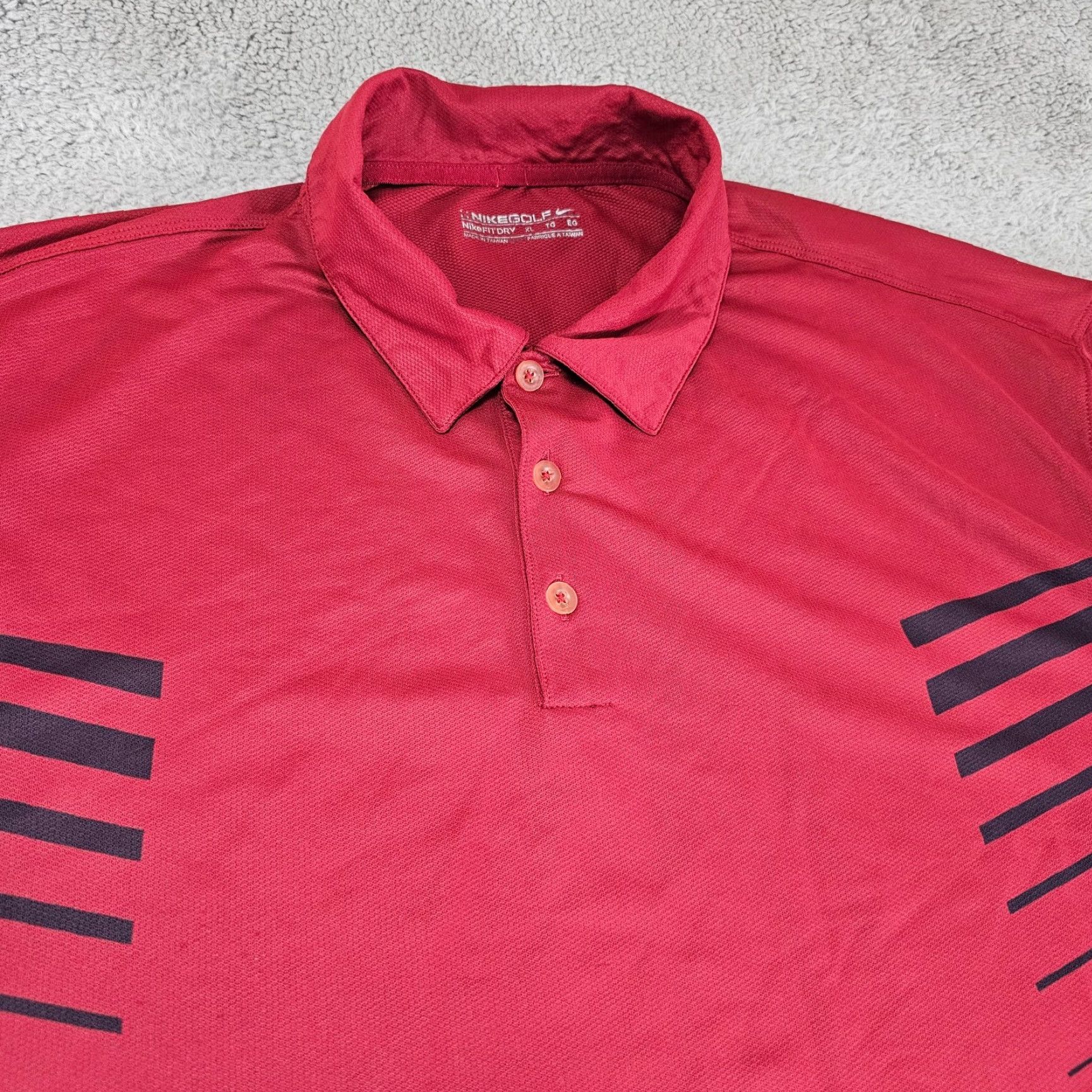 Nike Nike Polo Shirt Mens XL Red Swoosh Golf Performance Dri-Fit Fire Size US XL / EU 56 / 4 - 2 Thumbnail