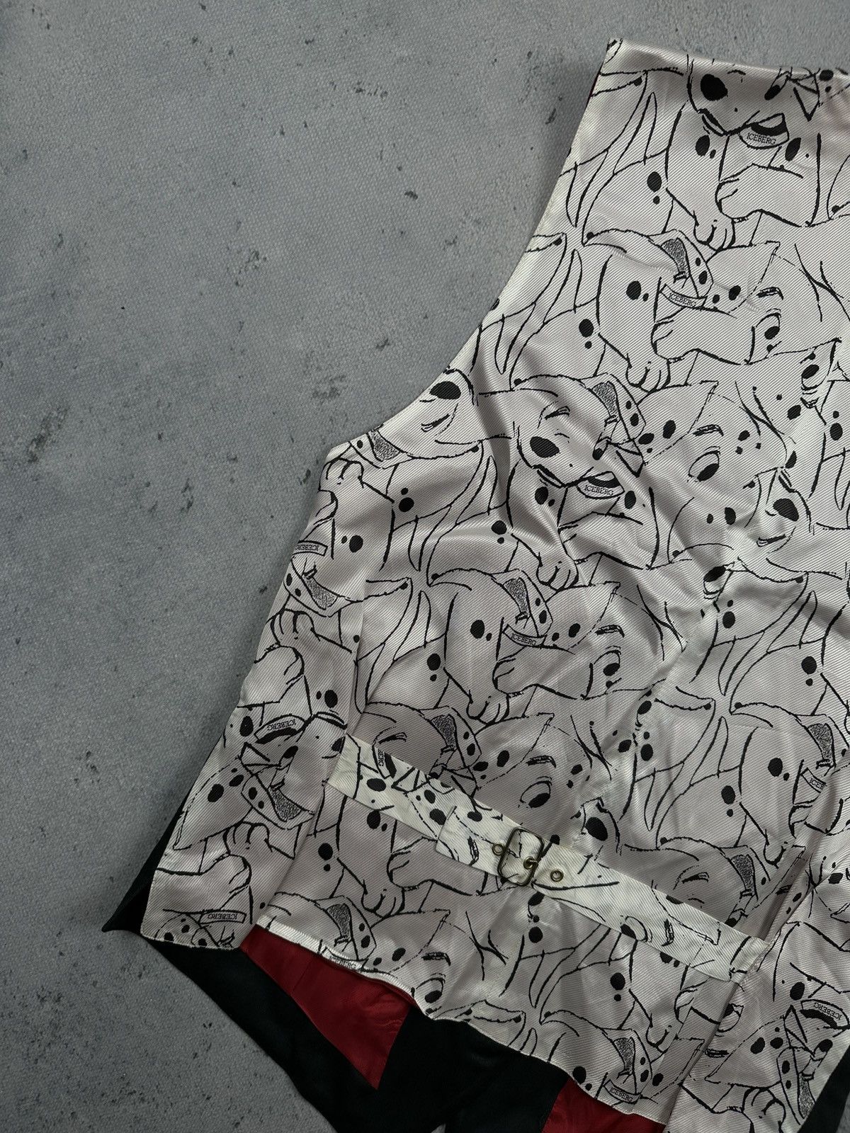 Iceberg Vintage Iceberg x Disney 101 Dalmatians Dog Embroidered Vest Size 44R - 9 Thumbnail