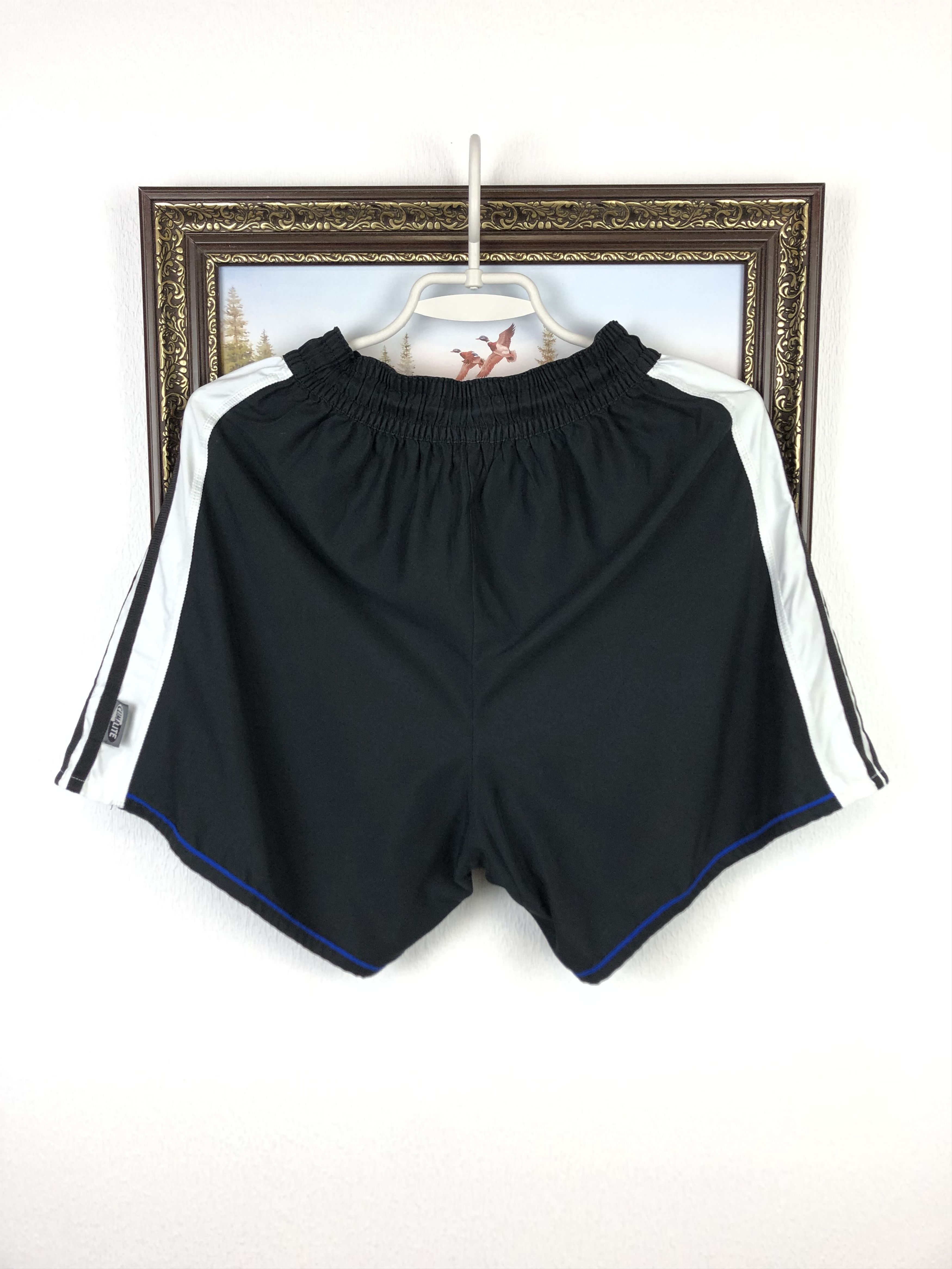 Adidas Vintage Adidas Newcastle United Football Shorts Soccer M Size US 32 / EU 48 - 12 Thumbnail