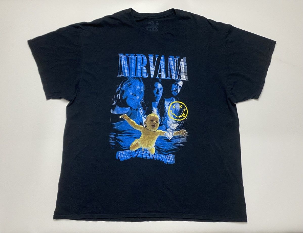 Nirvana Vintage y2k Nirvana Kurt Cobain line up tee Size US XXL / EU 58 / 5 - 1 Thumbnail