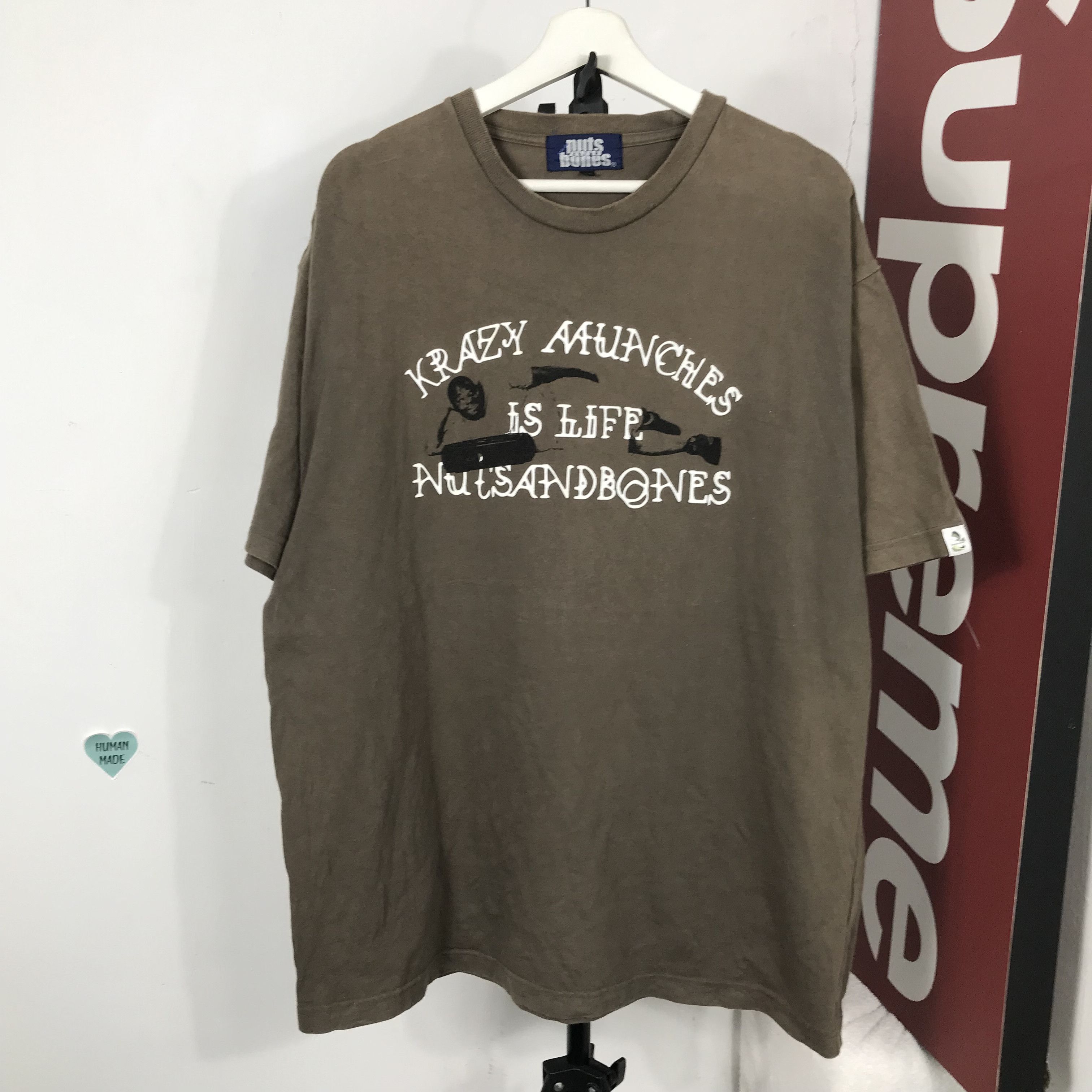 Other japan krazy munches is life Nuts And Bones Streetwear Size US XL / EU 56 / 4 - 1 Thumbnail