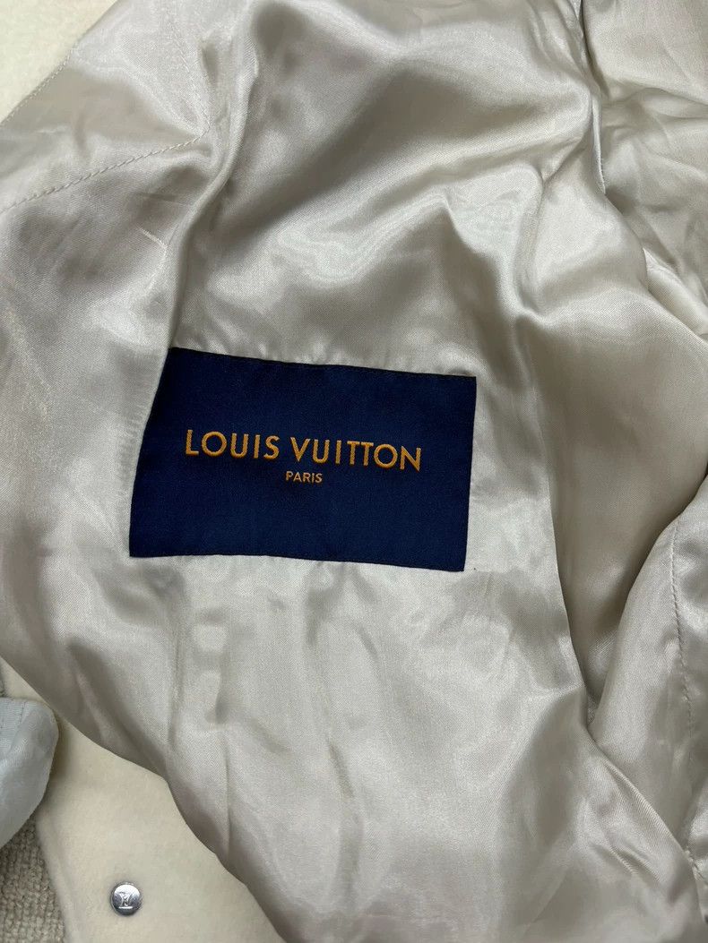 Louis Vuitton LOUIS VUITTON Bugs Bunny Baseball jacket 2504-Nextarrow Size US L / EU 52-54 / 3 - 3 Thumbnail