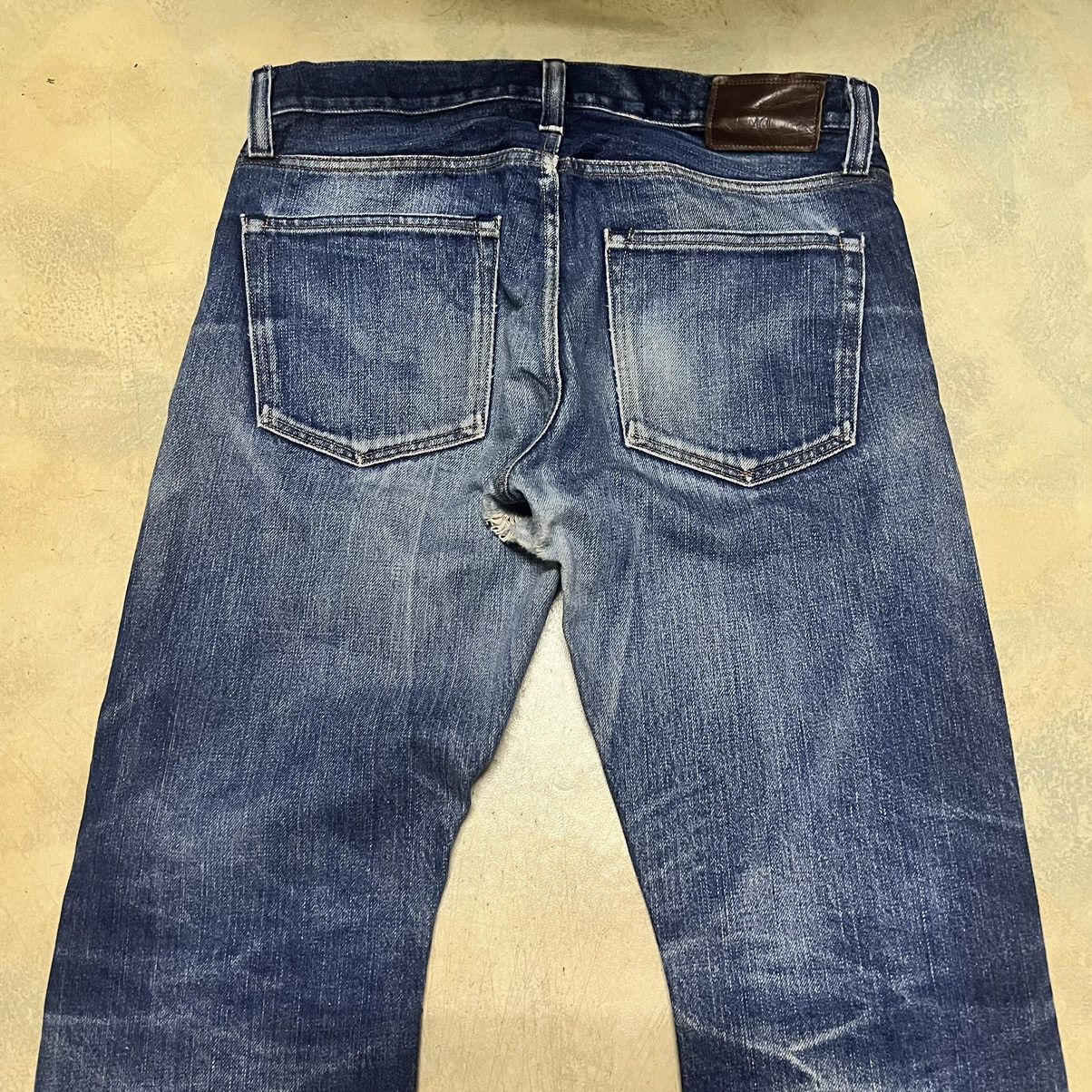 Japanese Brand Back Number Selvedge Distressed Design Denim Jeans Size US 33 - 18 Thumbnail