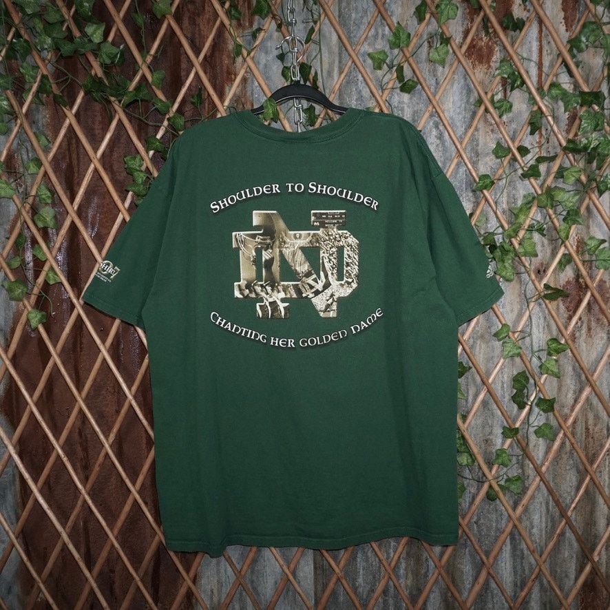 Adidas XL-Vintage Y2K adidas Notre Dame college football 00s tshirt Size US XL / EU 56 / 4 - 3 Thumbnail