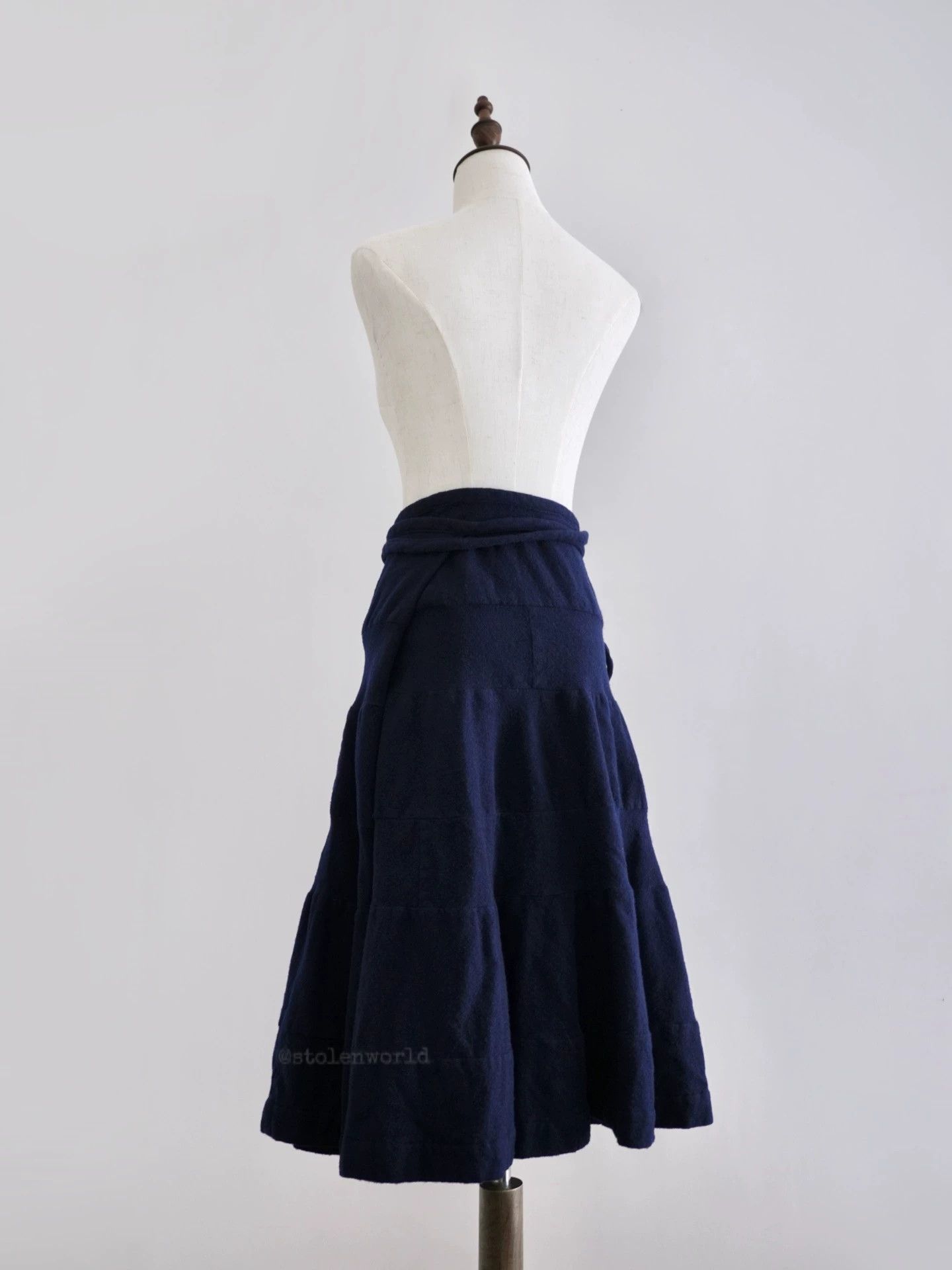Comme des Garcons Comme des Garçons Navy Wool Self-Tie Layered Skirt M Size 27" / US 4 / IT 40 - 8 Thumbnail