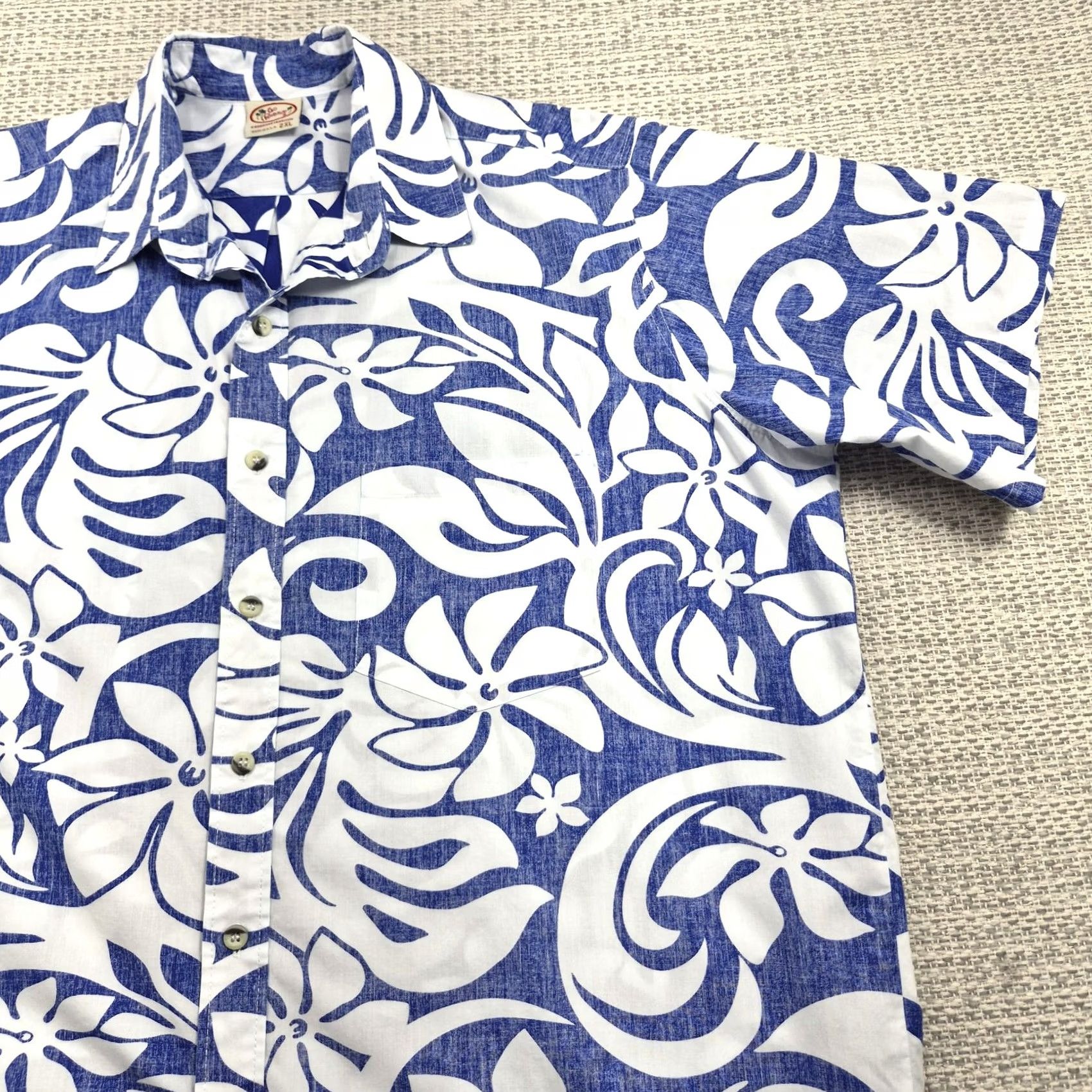 Vivobarefoot Go Barefoot Button Up Shirt Mens 2XL Blue Floral Hawaiian Aloha Short Sleeve Shirt Size US XXL / EU 58 / 5 - 2 Thumbnail