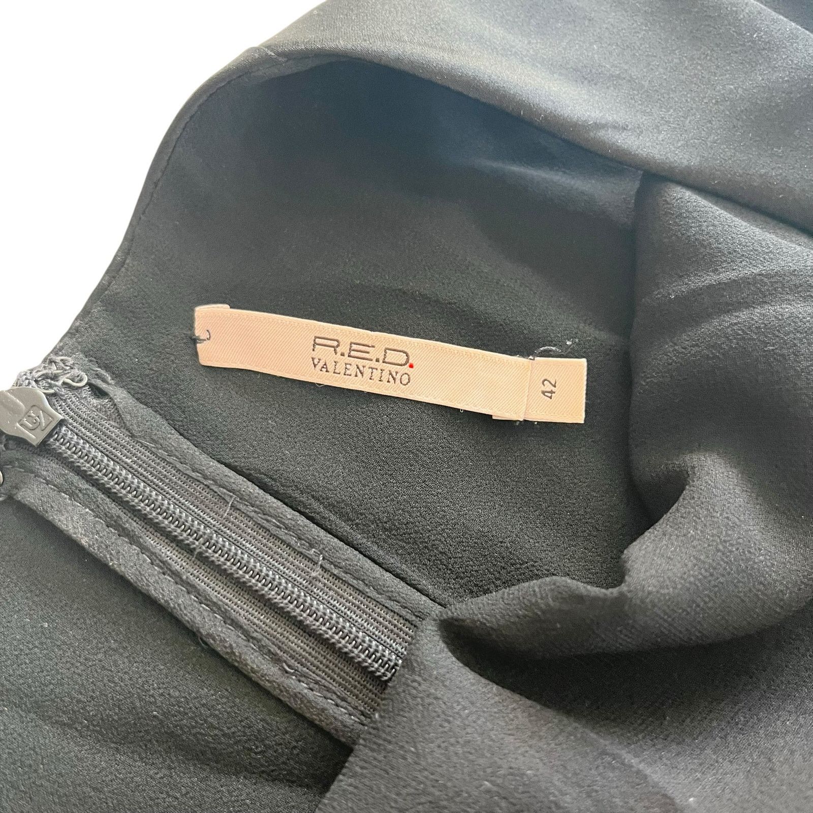 RED Valentino RED Valentino Black Satin Pleated Lace Panel Cocktail Dress Size M / US 6-8 / IT 42-44 - 2 Thumbnail