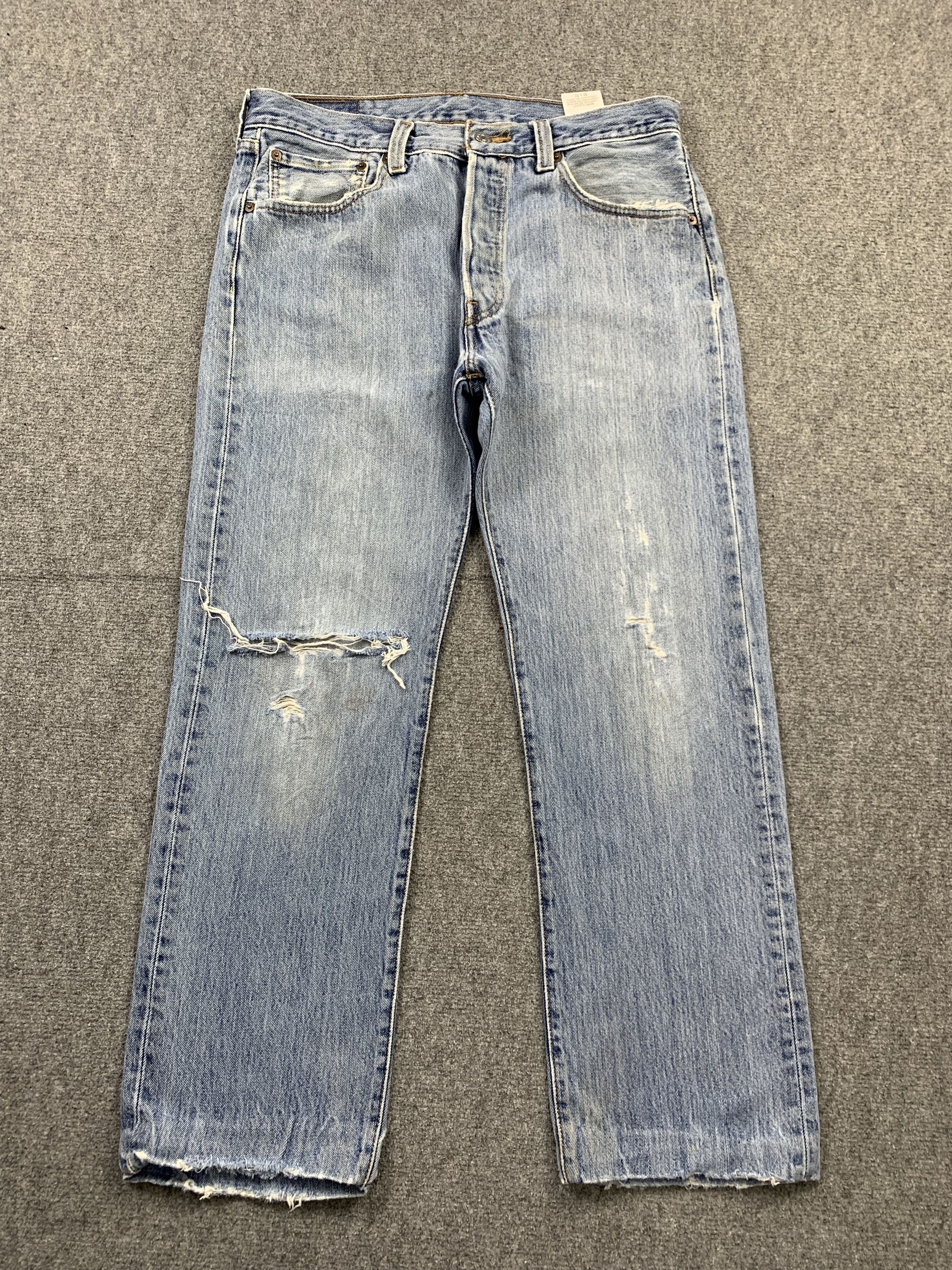 Levi's Vintage Levis 501 Faded Blue Jeans DP2197 Size US 33 - 1 Thumbnail