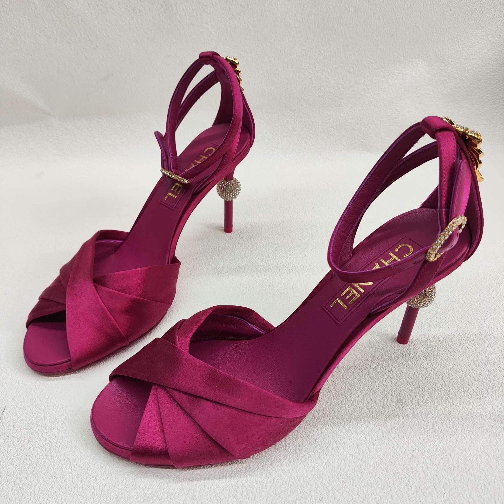 Chanel Chanel Red Sandals us_6-5 Women Size US 6.5 / IT 36.5 - 1 Thumbnail