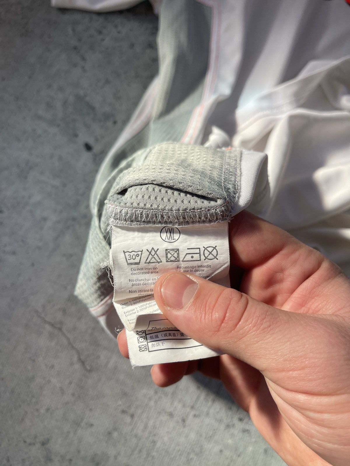 Hugo Boss × Malcolm McLaren × Mercedes-Benz Vintage Hugo Boss Mclaren Mercedes Benz T-shirt racing retro Size US XXL / EU 58 / 5 - 7 Thumbnail