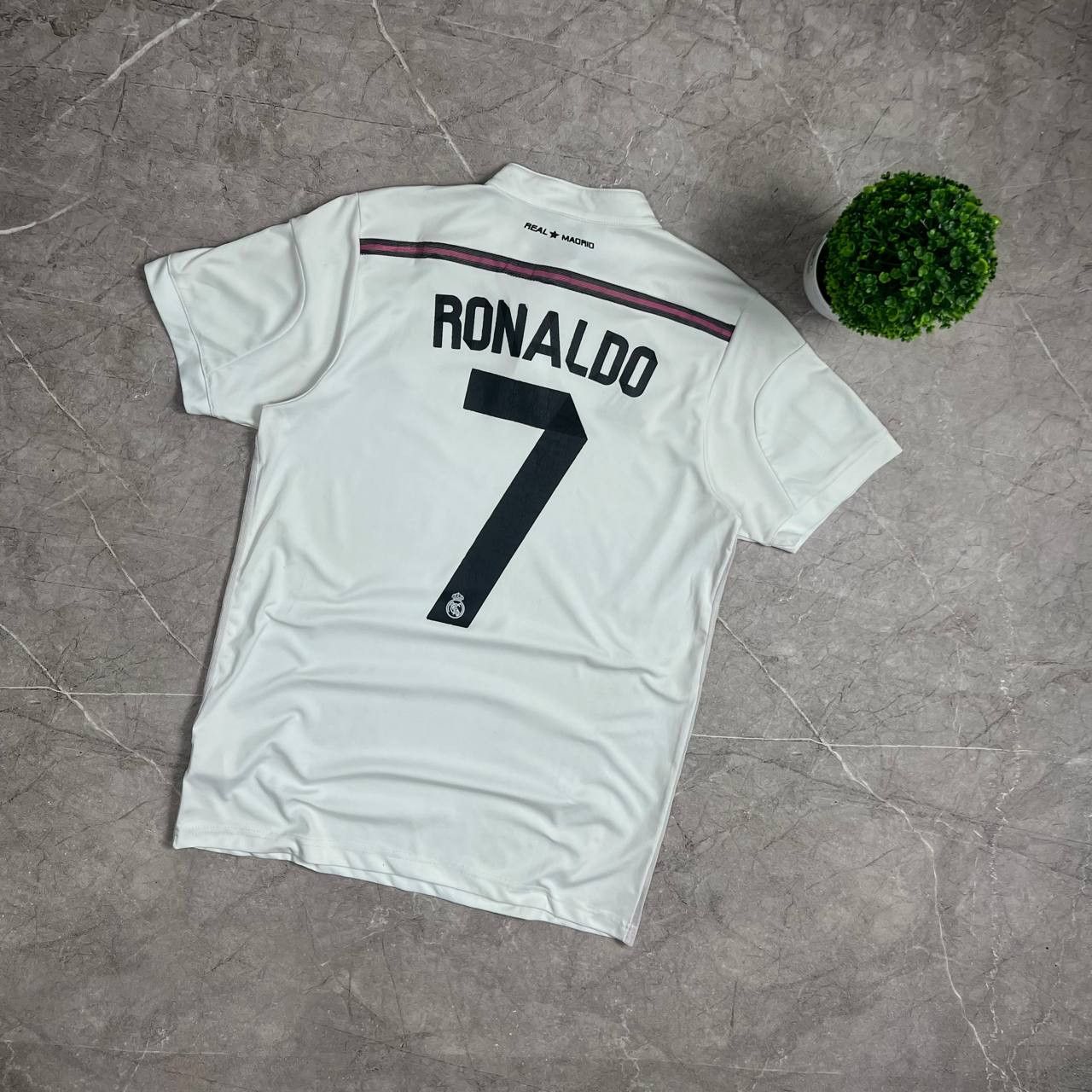 Japanese Brand Adidas Real Madrid Cristiano Ronaldo #7 2013/2014 T-Shirt Size US M / EU 48-50 / 2 - 5 Thumbnail
