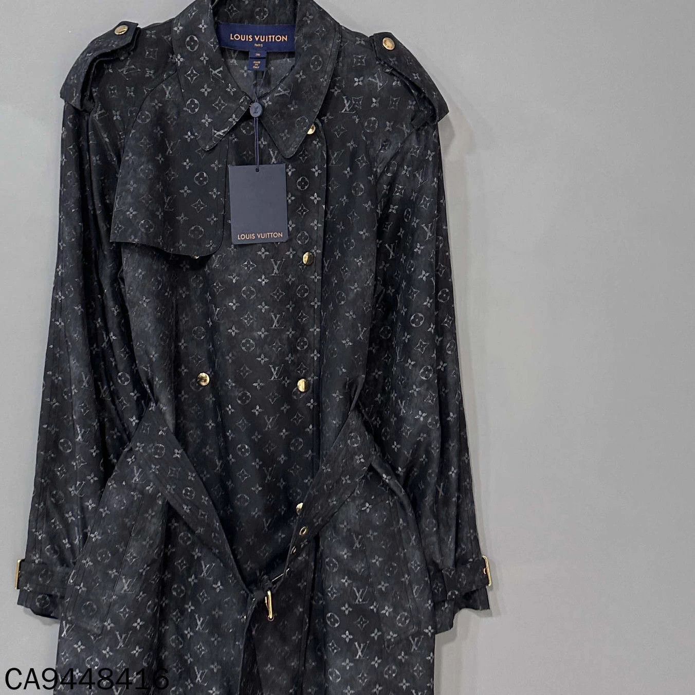 Louis Vuitton LV Monogram print long coat 36 Size XS / US 0-2 / IT 36-38 - 2 Thumbnail