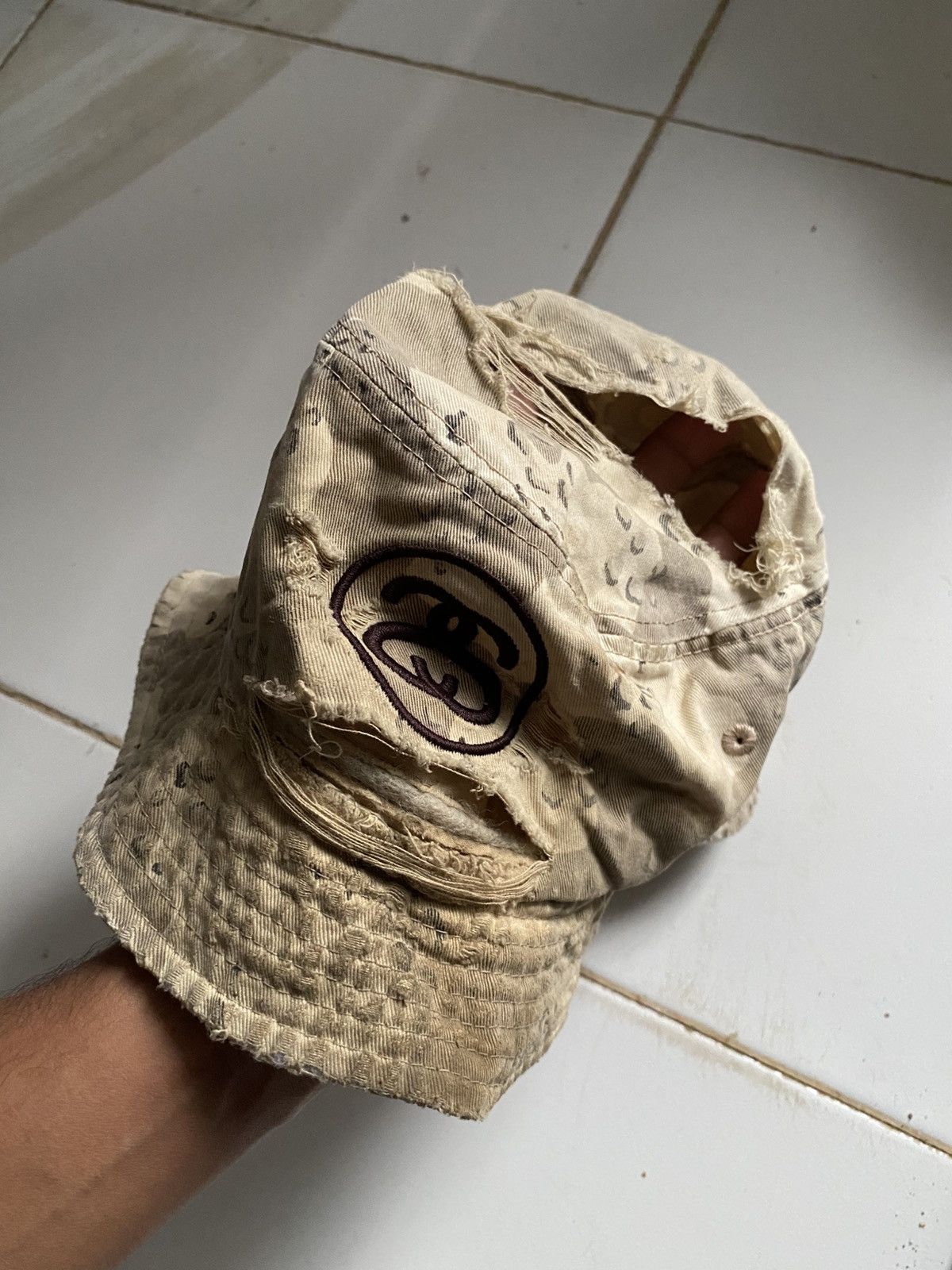 Stussy 2000s Crazy Destroyed stussy sp16 bucket hat Size ONE SIZE - 4 Thumbnail