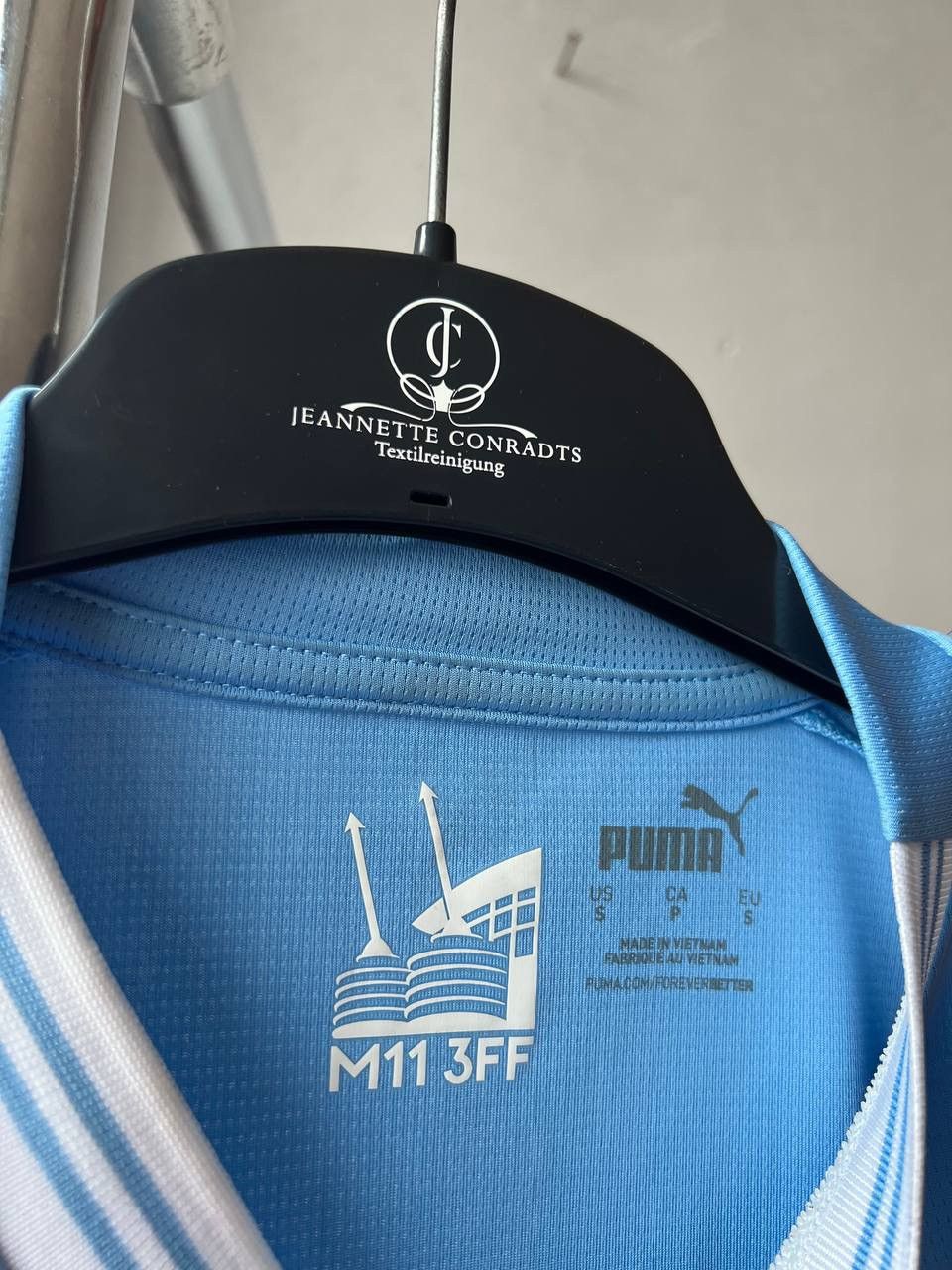 Puma 2023/24 MANCHESTER CITY HOME SOCCER JERSEY FOOTBALL SHIRT S Size US S / EU 44-46 / 1 - 7 Thumbnail