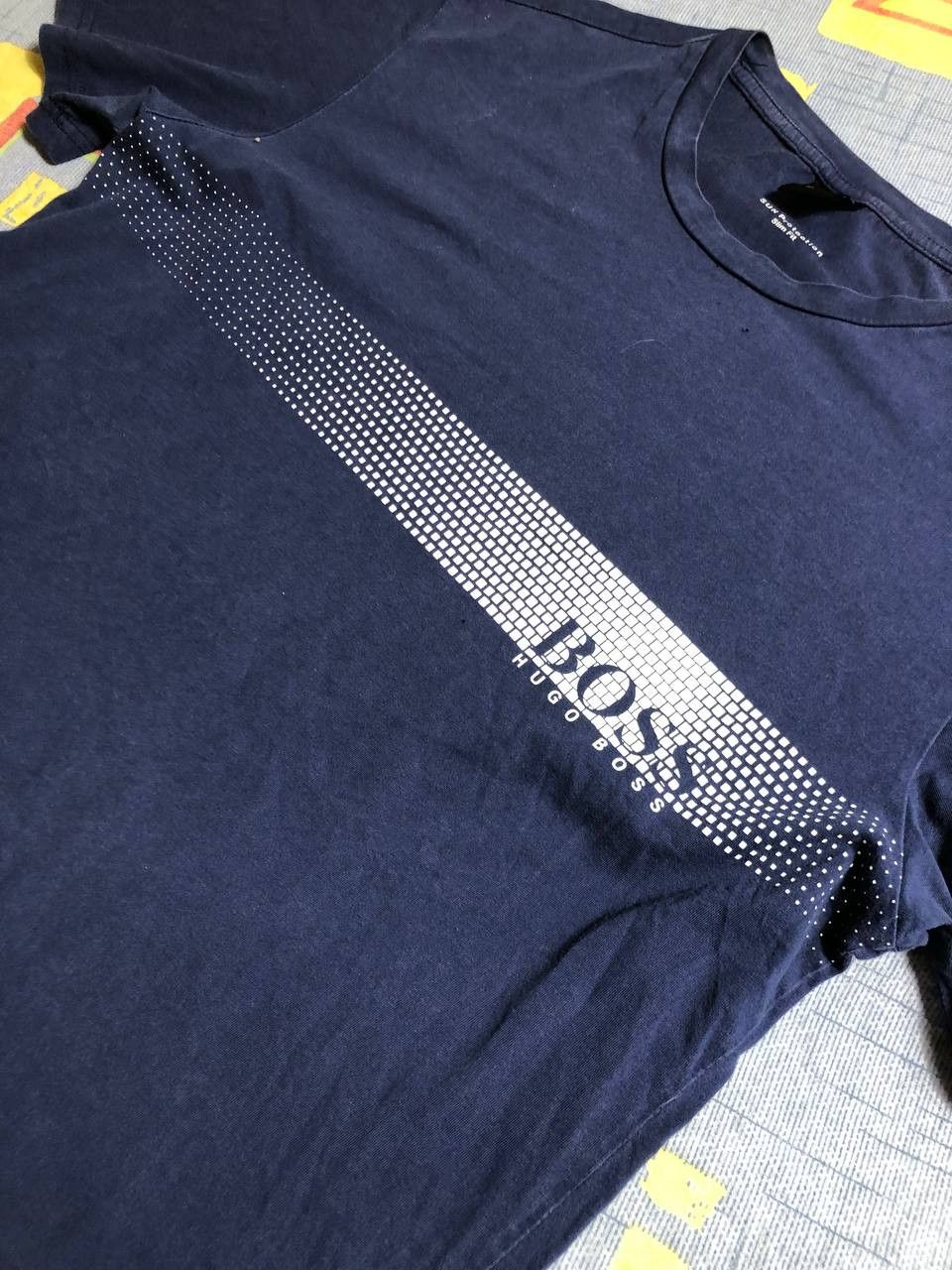 Hugo Boss Hugo Boss tee grey big logo Size US M / EU 48-50 / 2 - 12 Thumbnail
